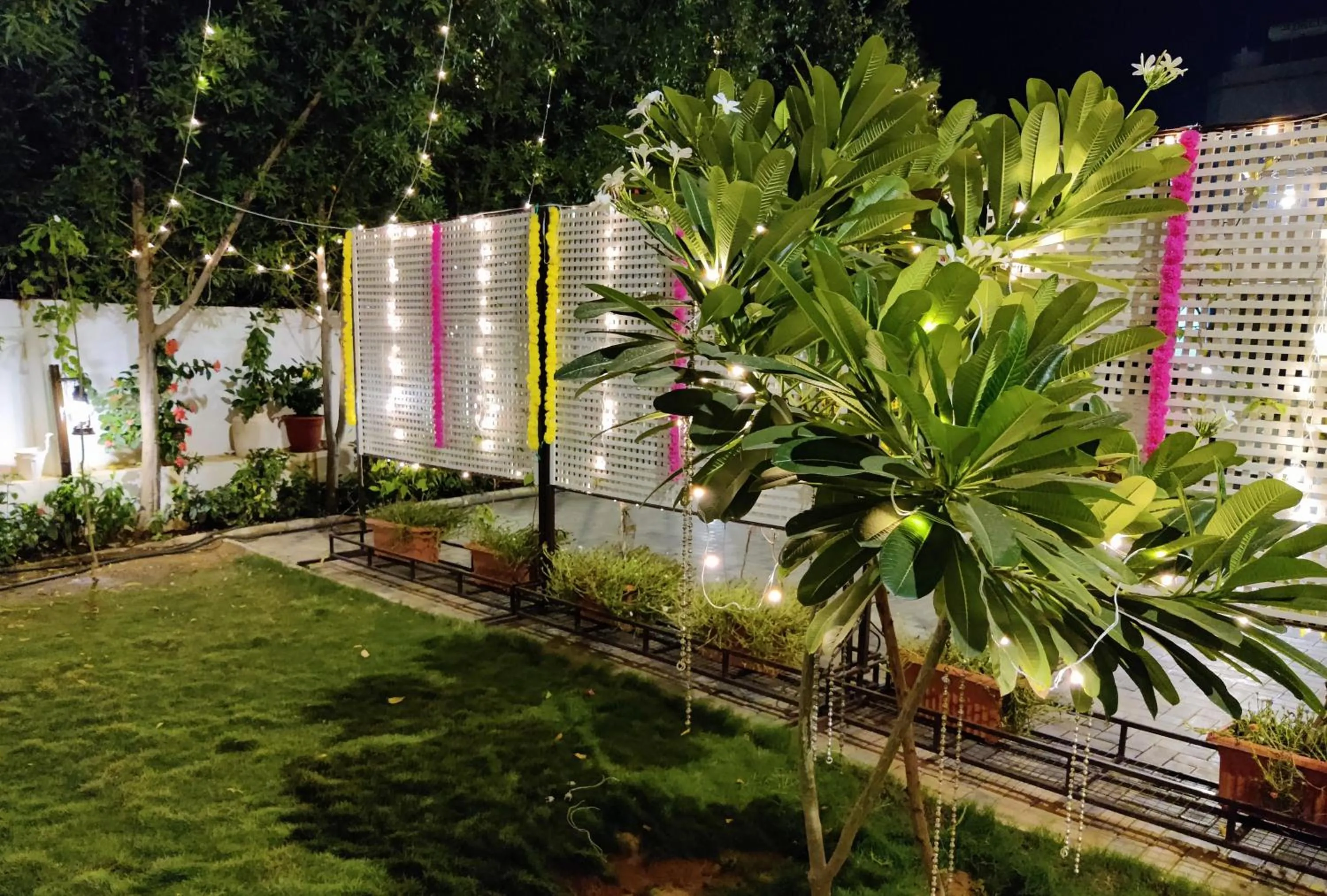 Daze Off Studio house