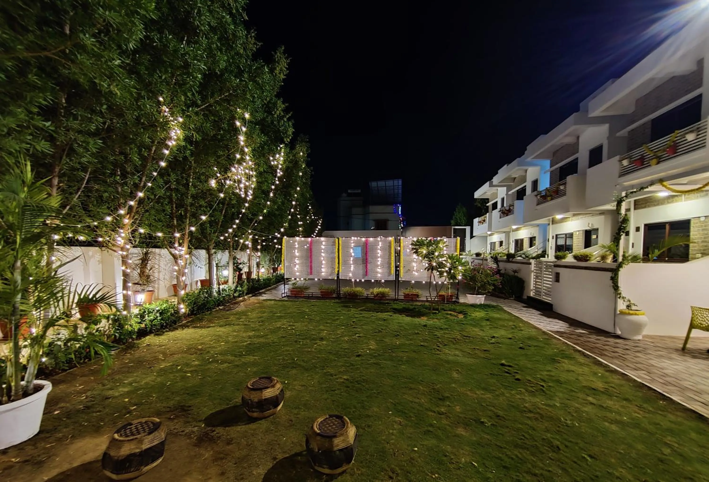 Garden in Daze Off Studio house