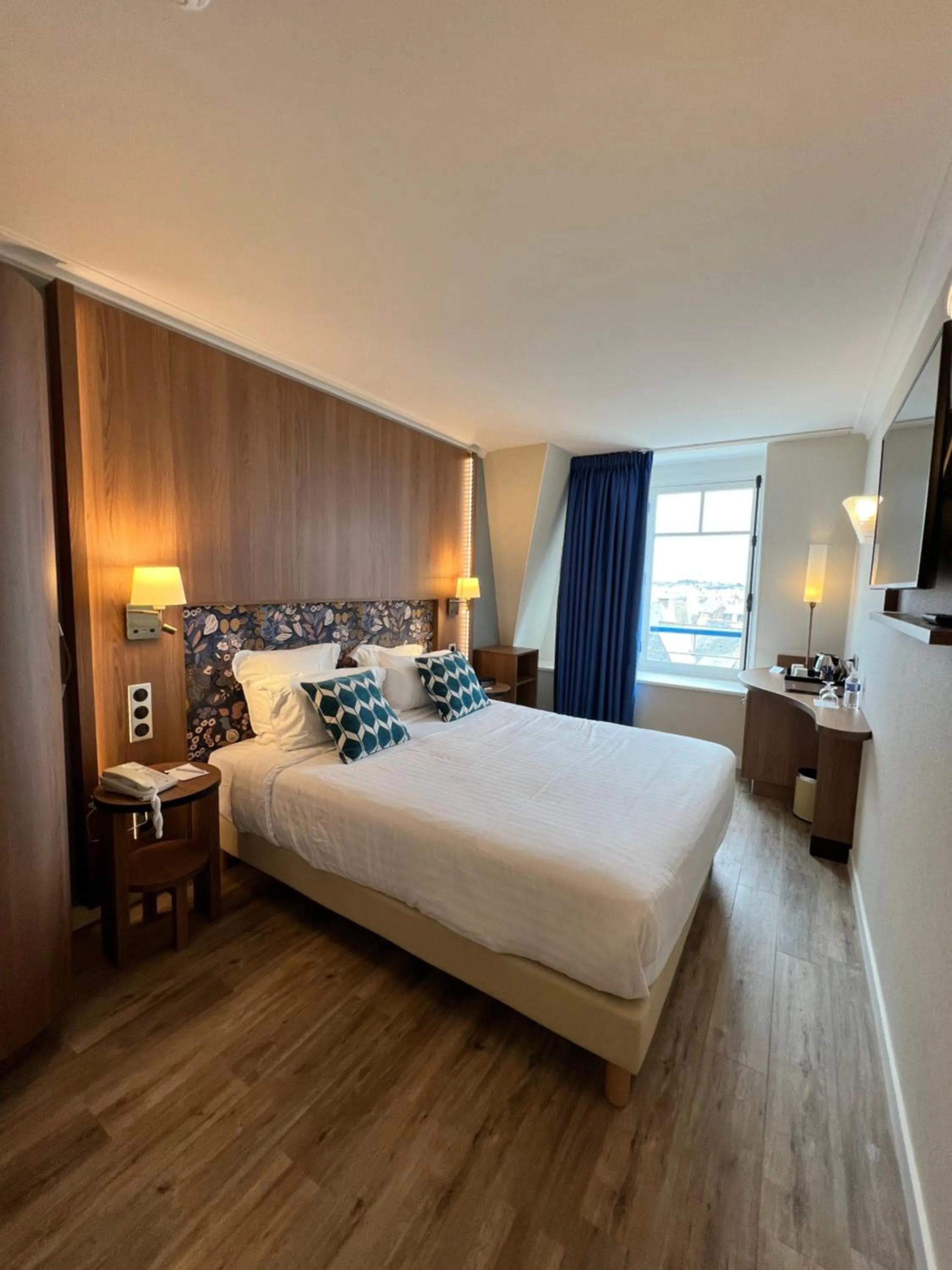 Bedroom, Bed in Best Western Alexandra