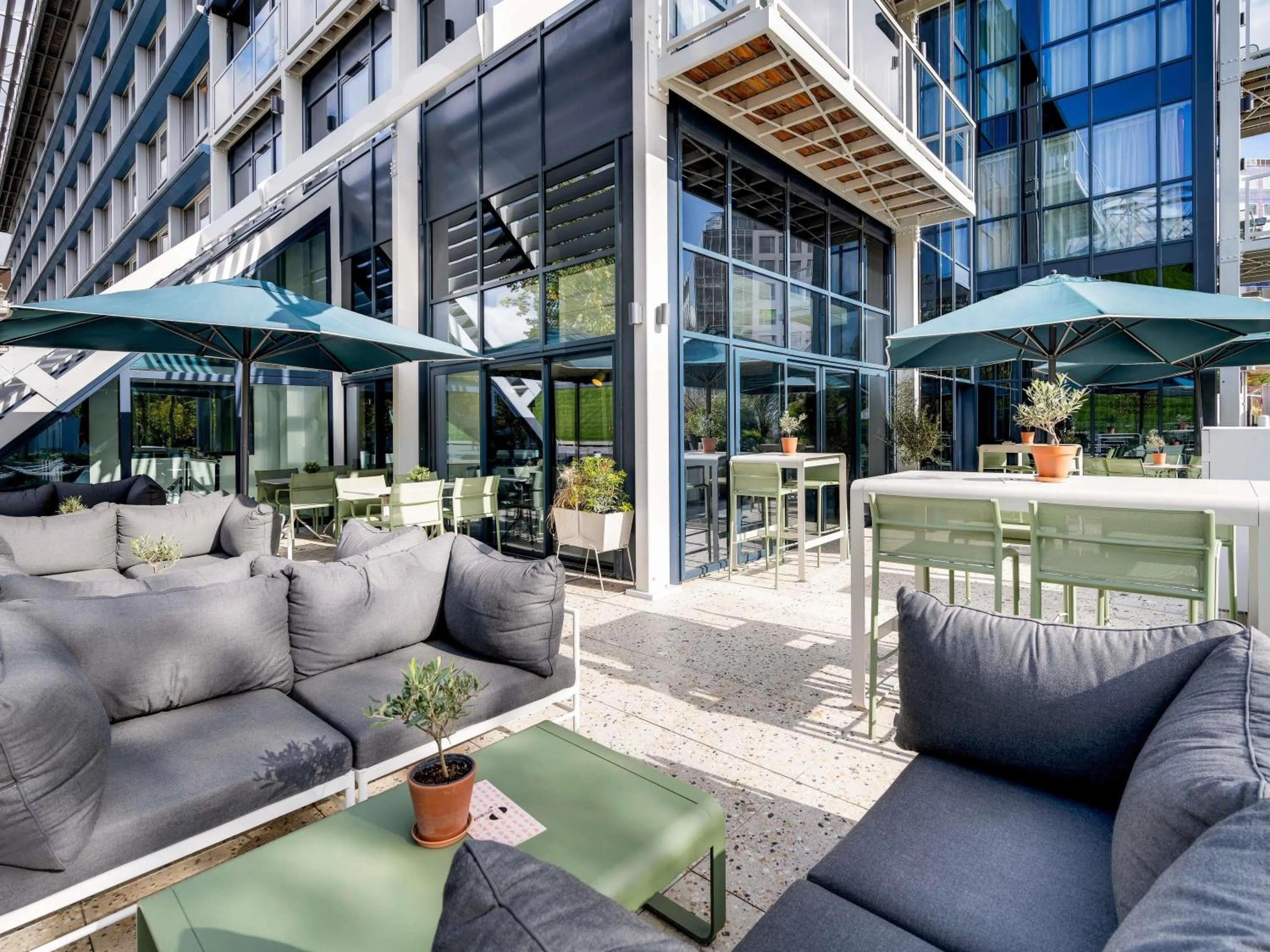 Property building in Novotel Paris Centre Bercy