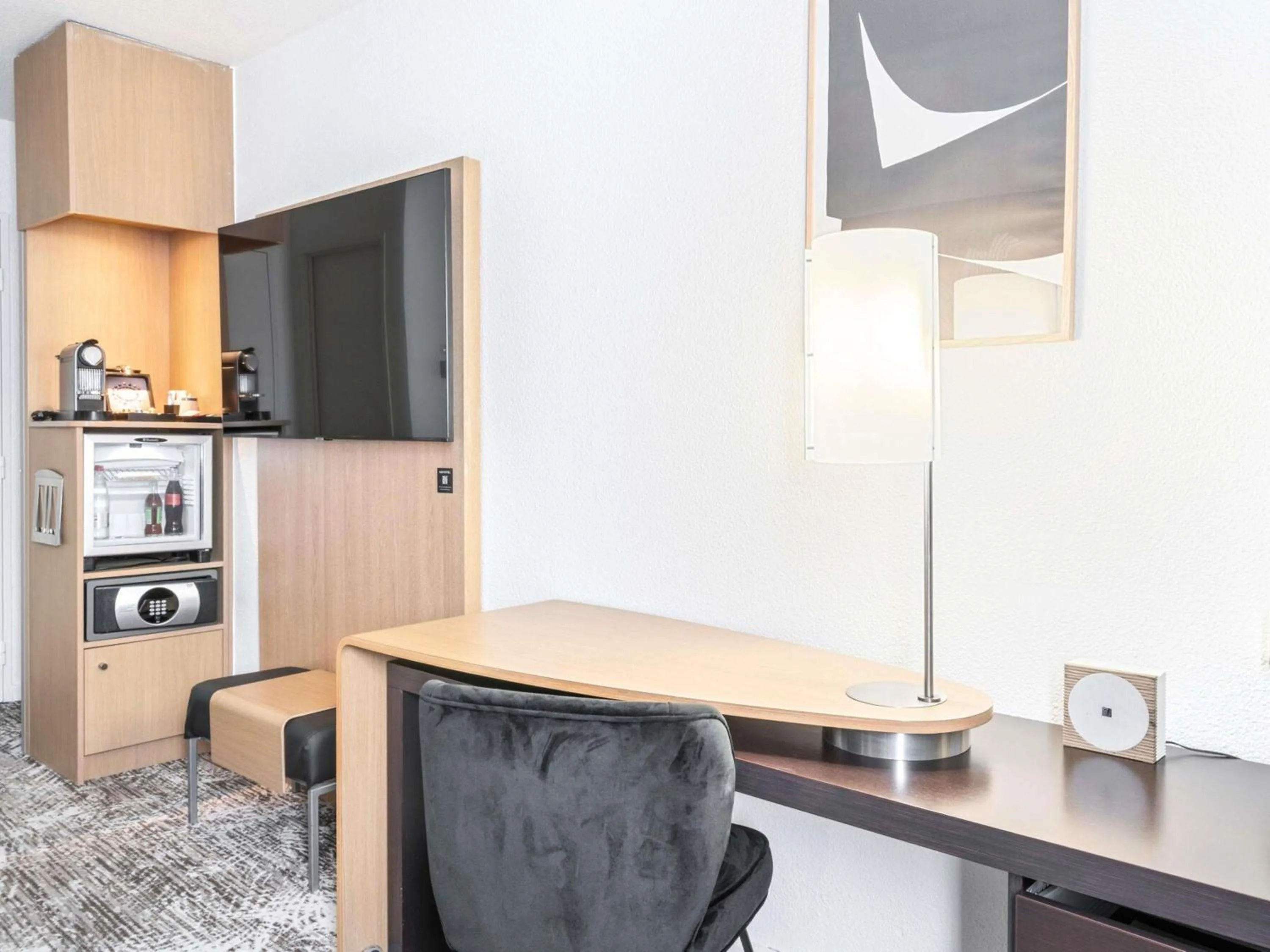 Bedroom in Novotel Paris Charenton le Pont