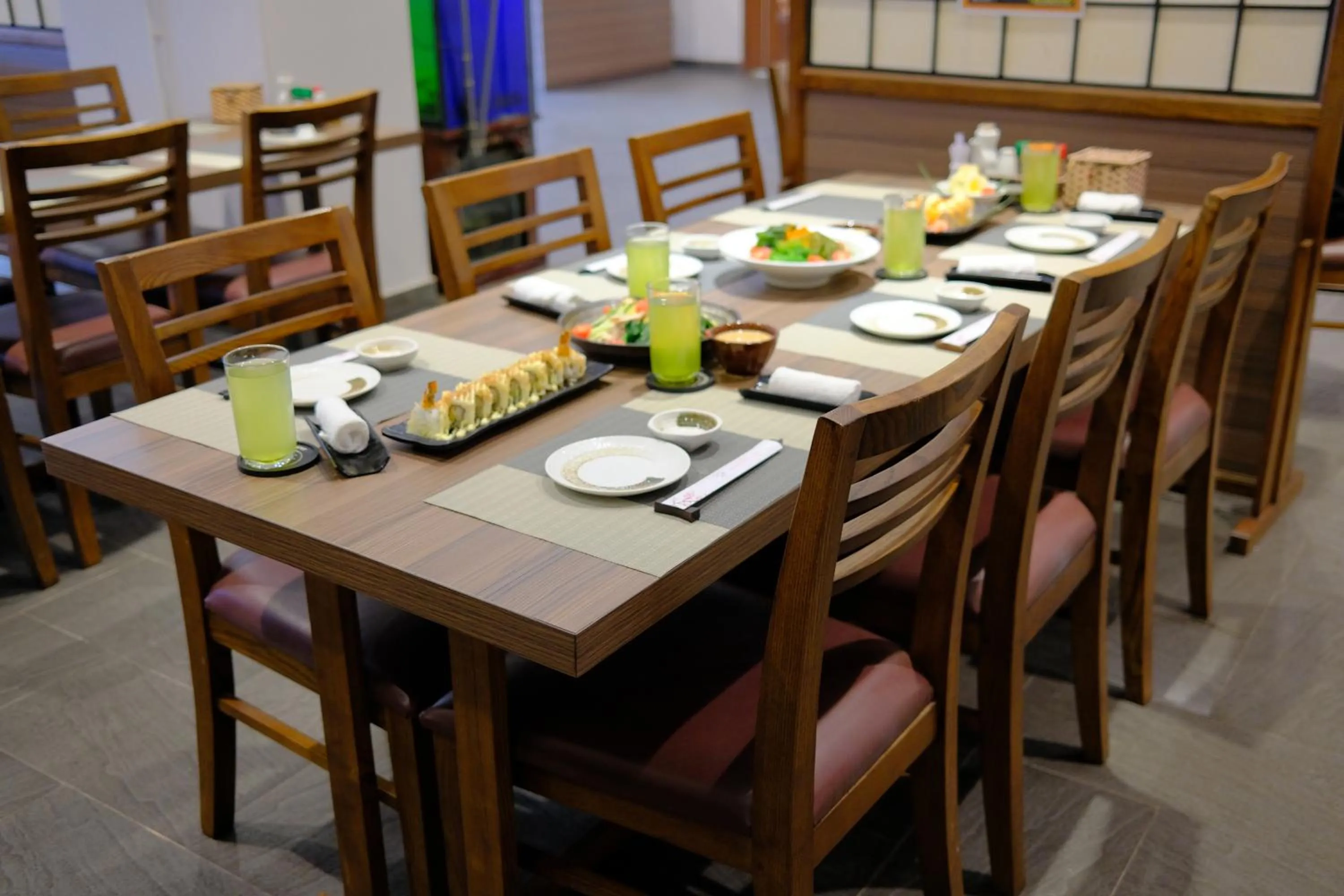 Restaurant/places to eat in FAMILLE HA NAM