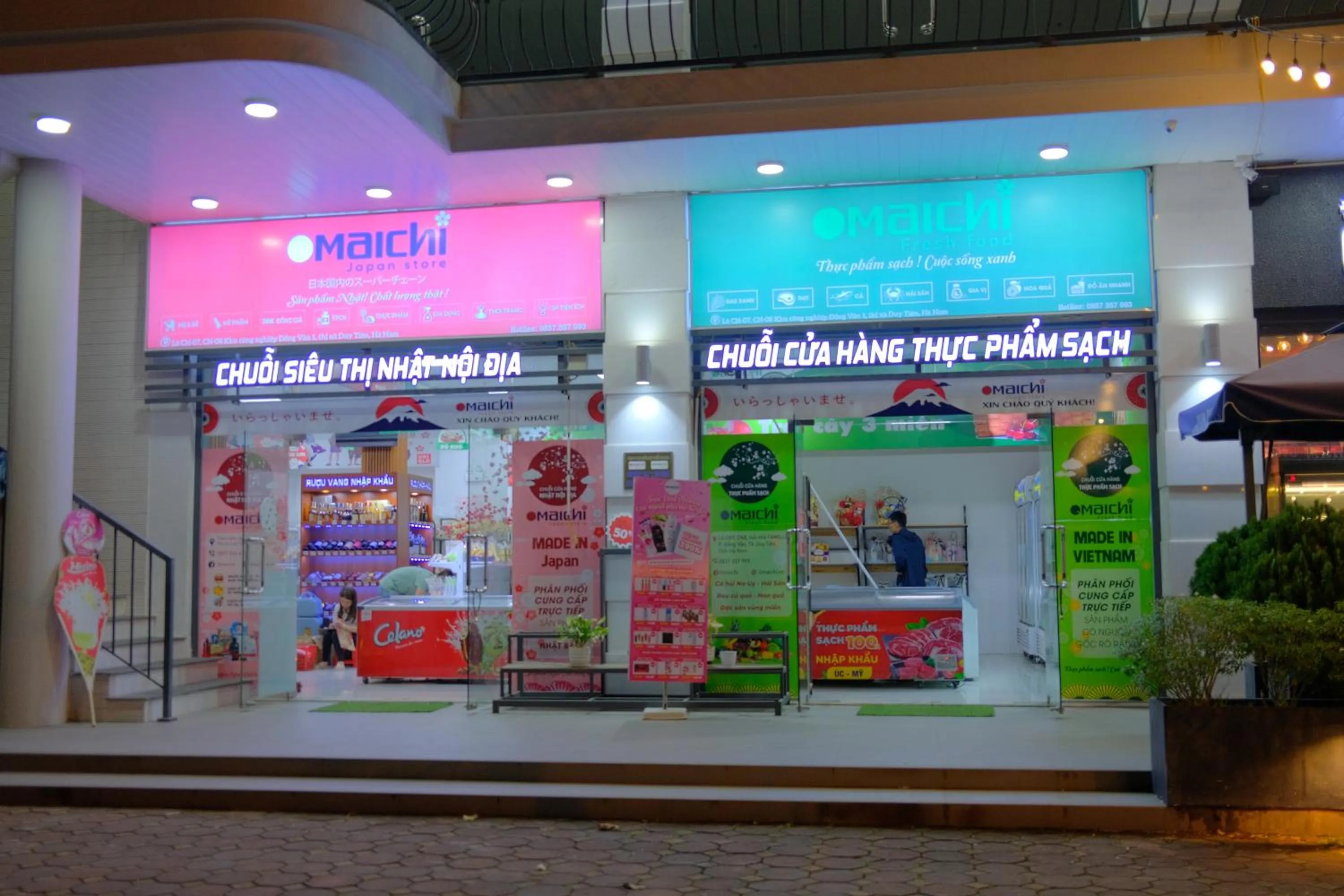 Supermarket/grocery shop in FAMILLE HA NAM