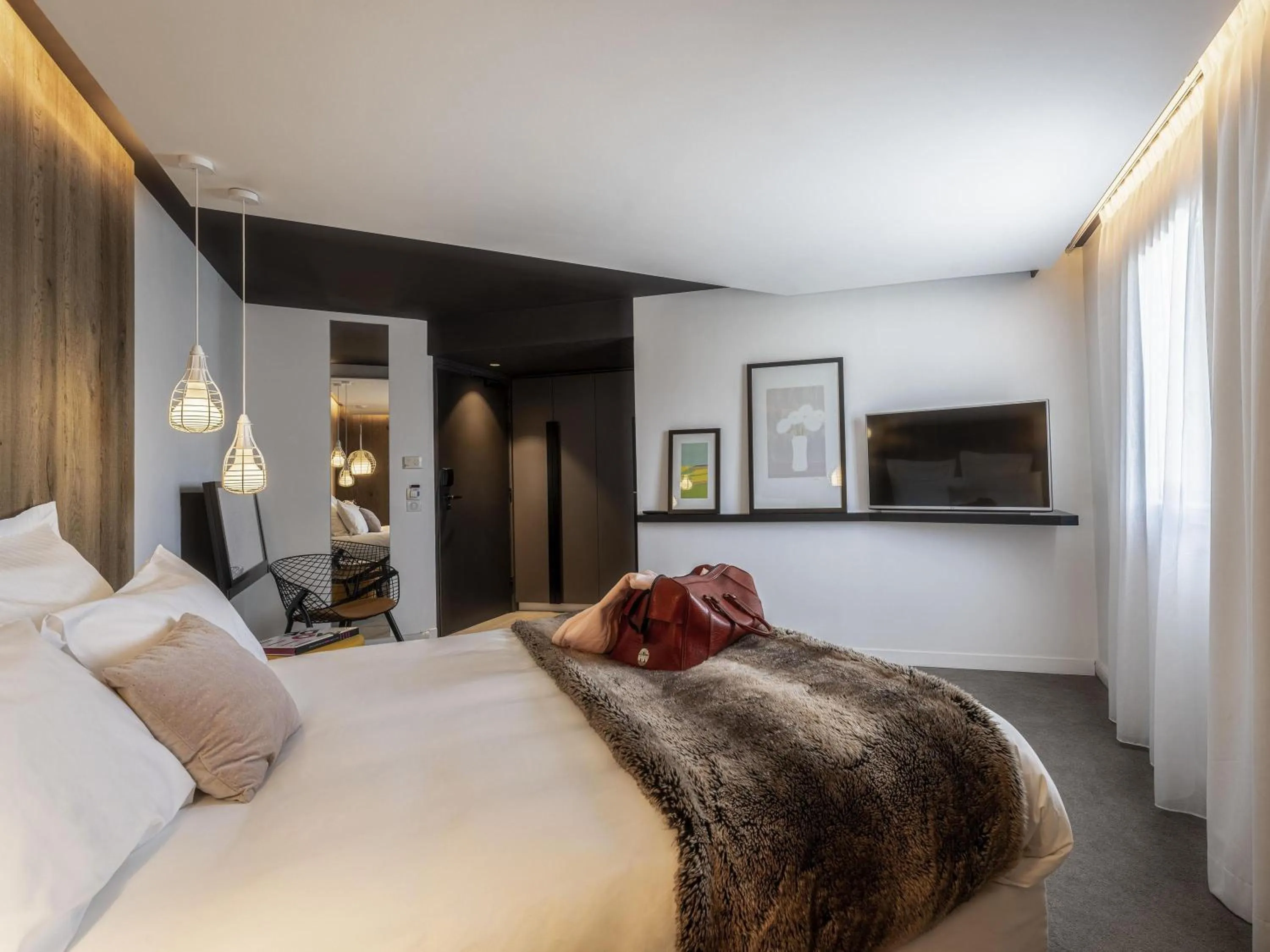 Bedroom, Bed in Mercure Valence