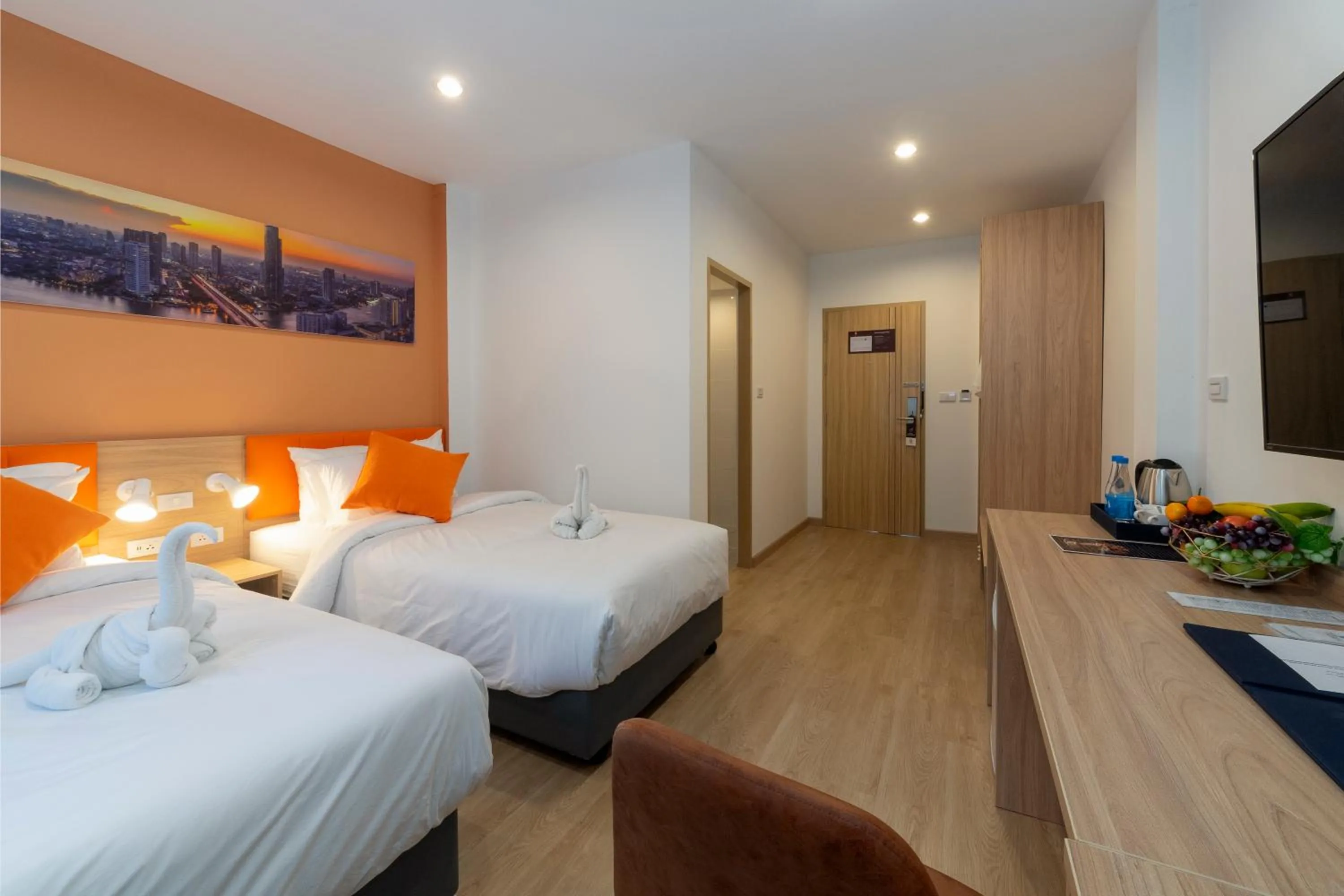 Bedroom in 7 Days Premium Hotel Don Meaung Airport