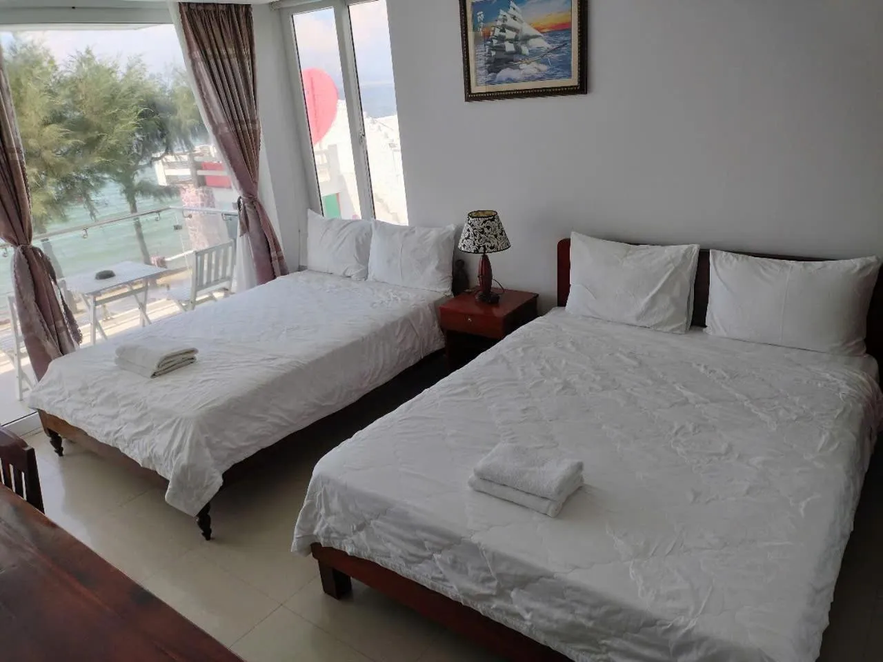 Bed in Hai Yen Family Hotel