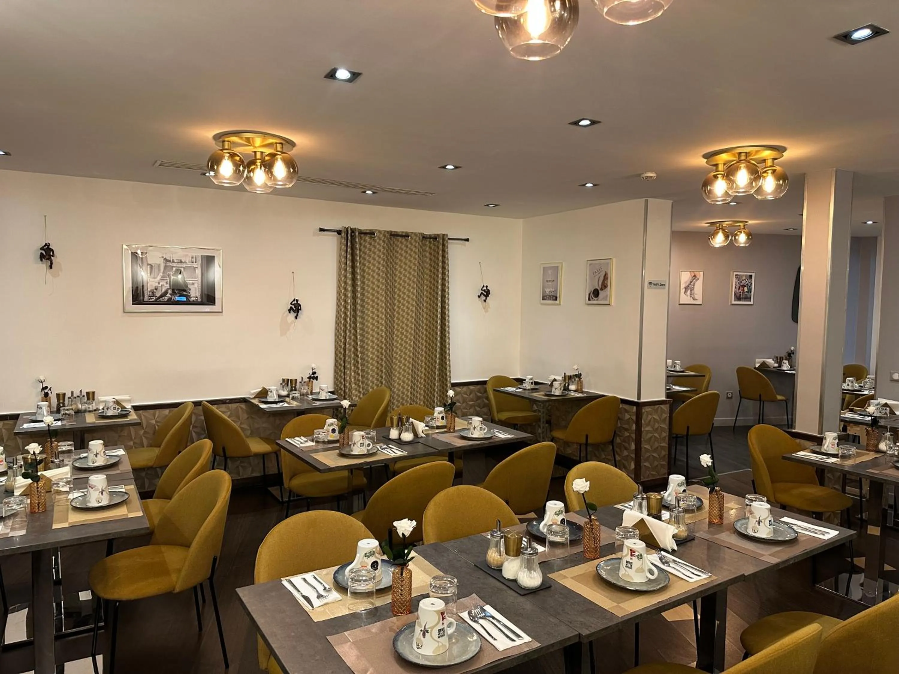 Breakfast in Best Western Empire Elysees