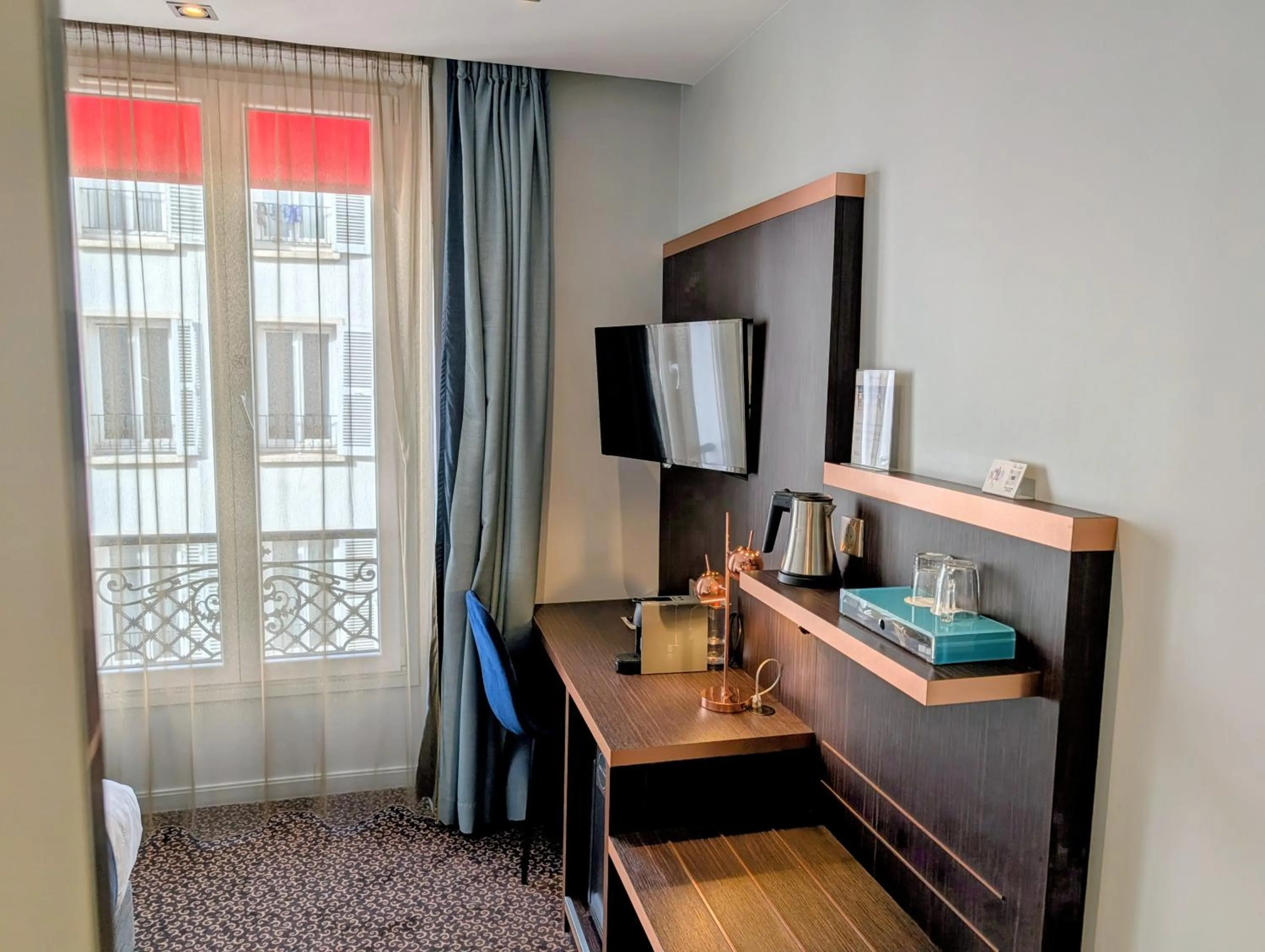 Bedroom in Best Western Empire Elysees