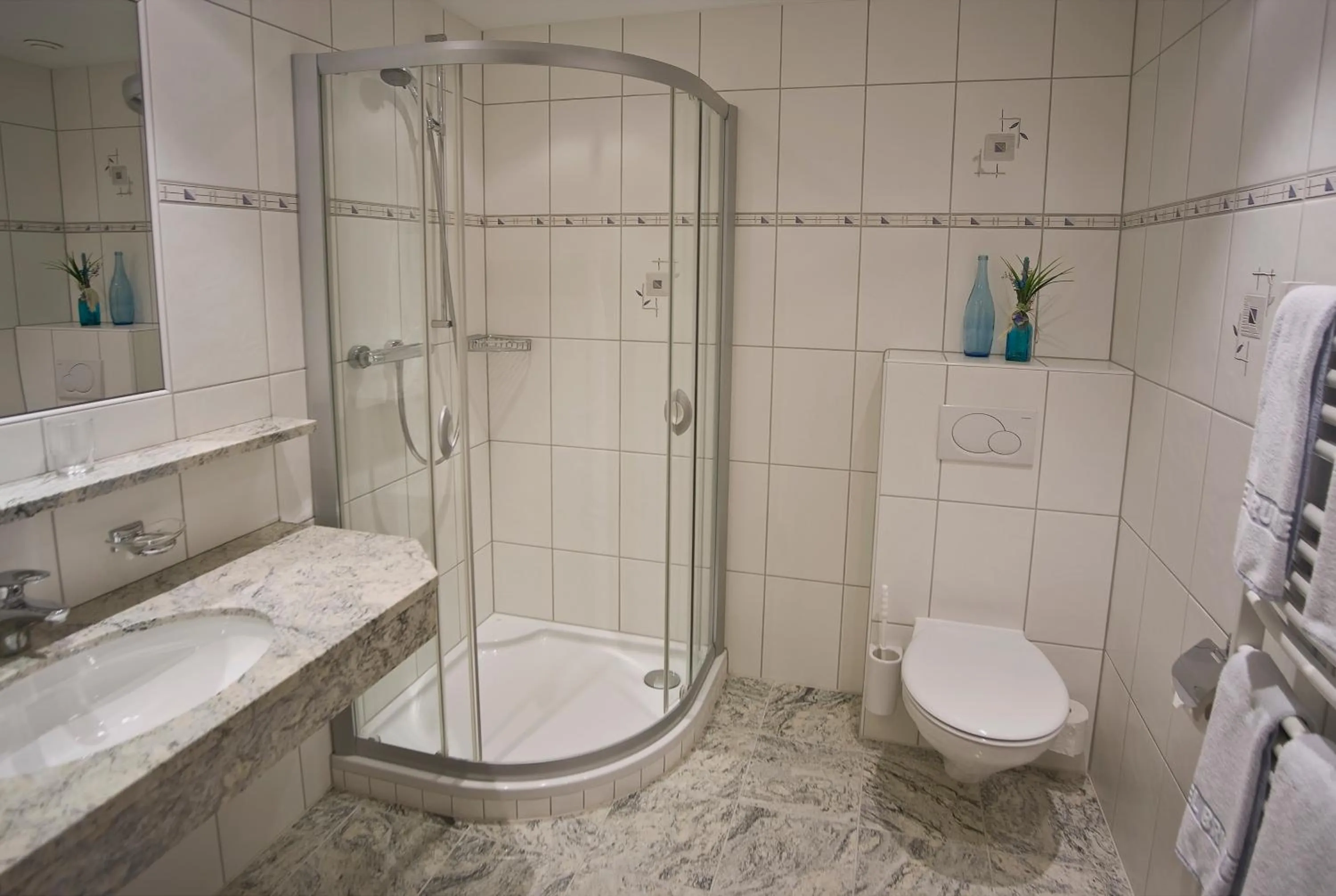 Shower in Hotel Brunella