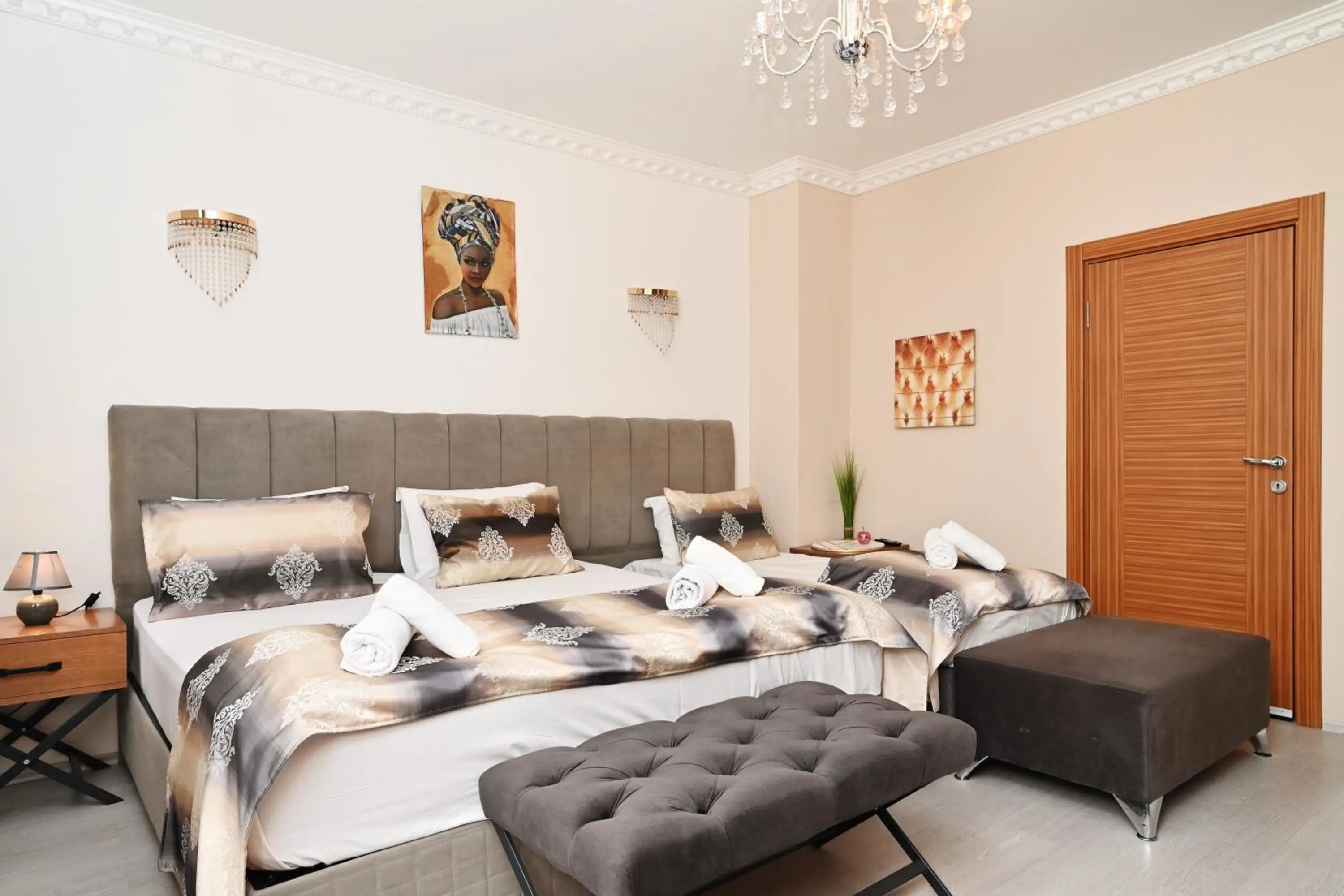 Bed in Kispet Deluxe Hotels&Suites