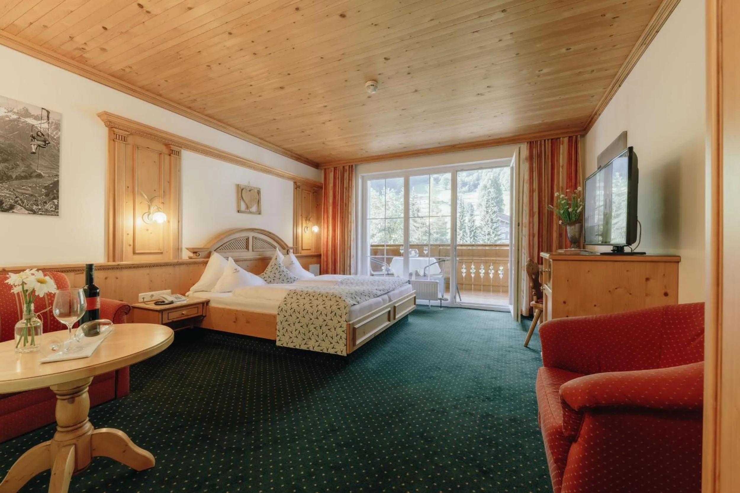 Photo of the whole room, Bed in Hotel Hirschen