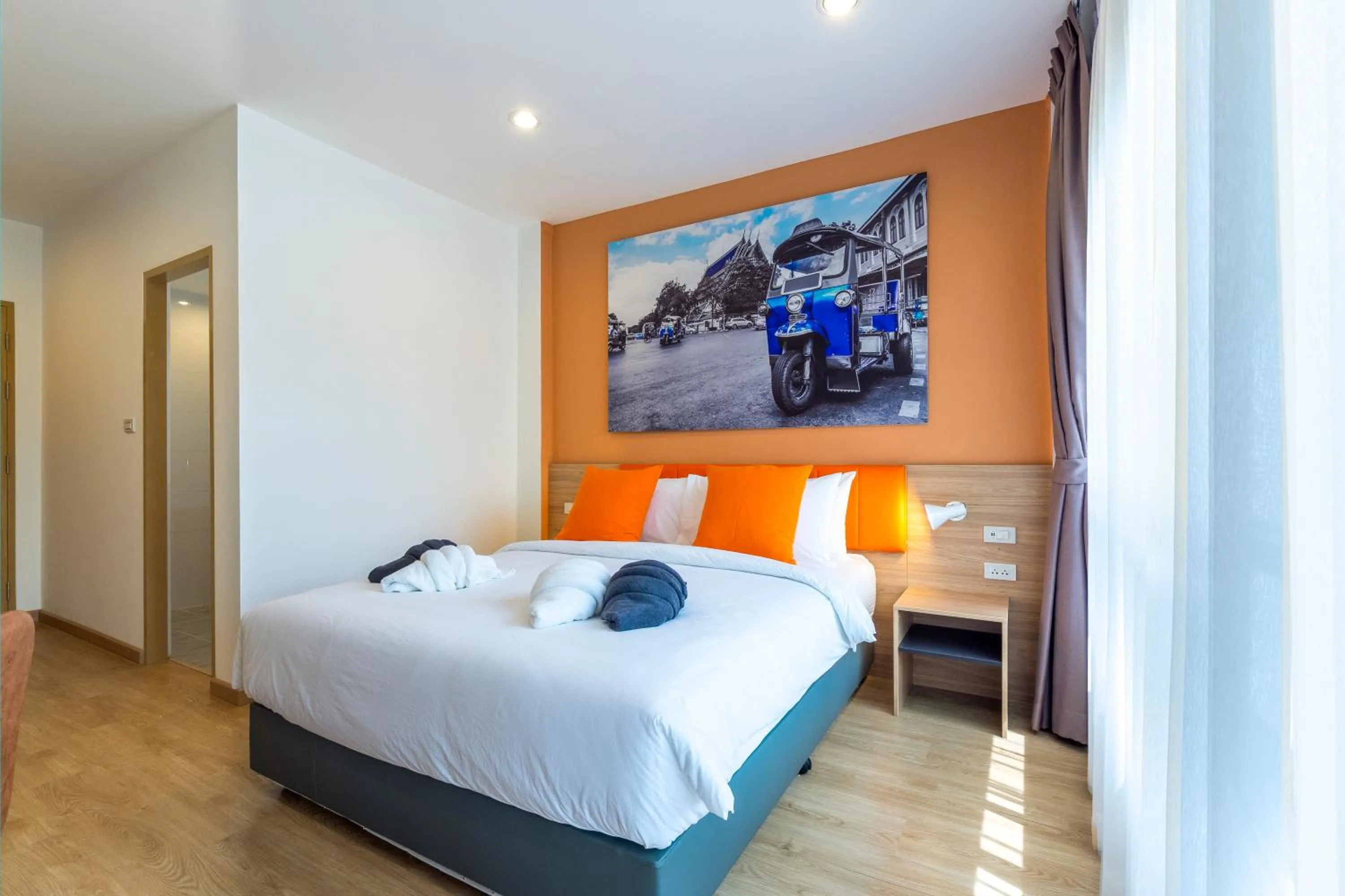 Bed in The Iconic Hotel Don Mueang Airport