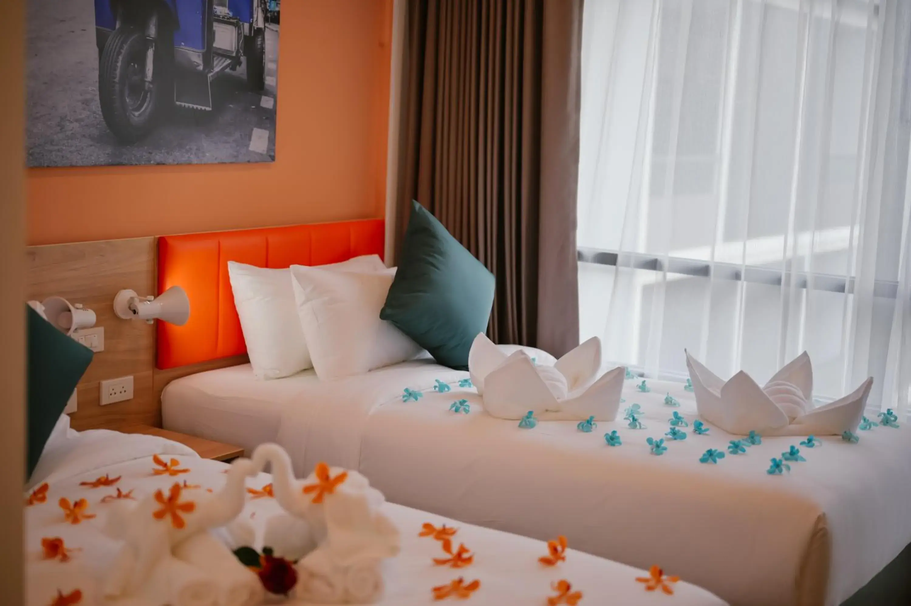 Superior Twin Room in The Iconic Hotel Don Mueang Airport Superior Twin Room in The Iconic Hotel Don Mueang Airport