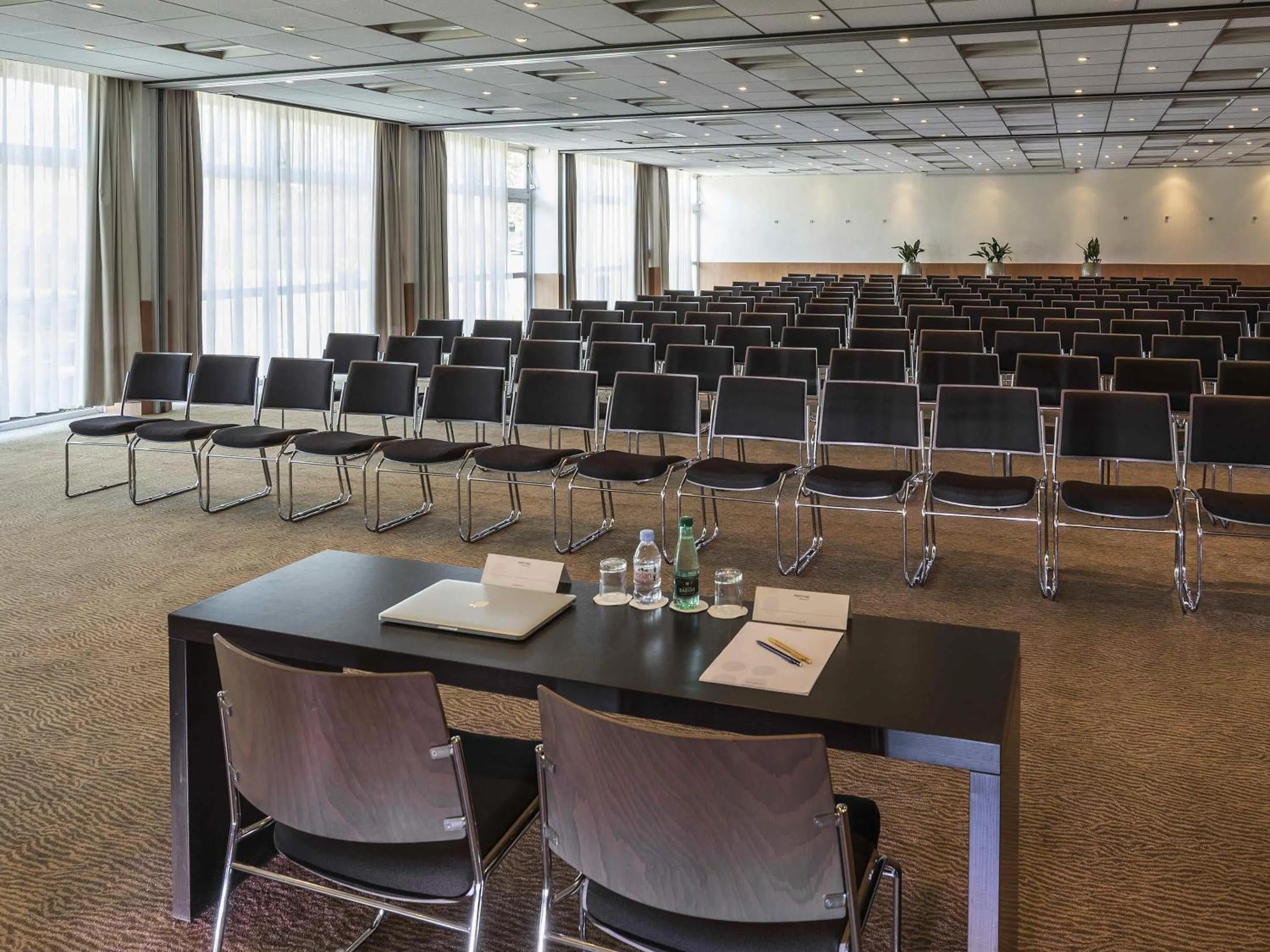 Meeting/conference room in Novotel Paris Nord Expo Aulnay