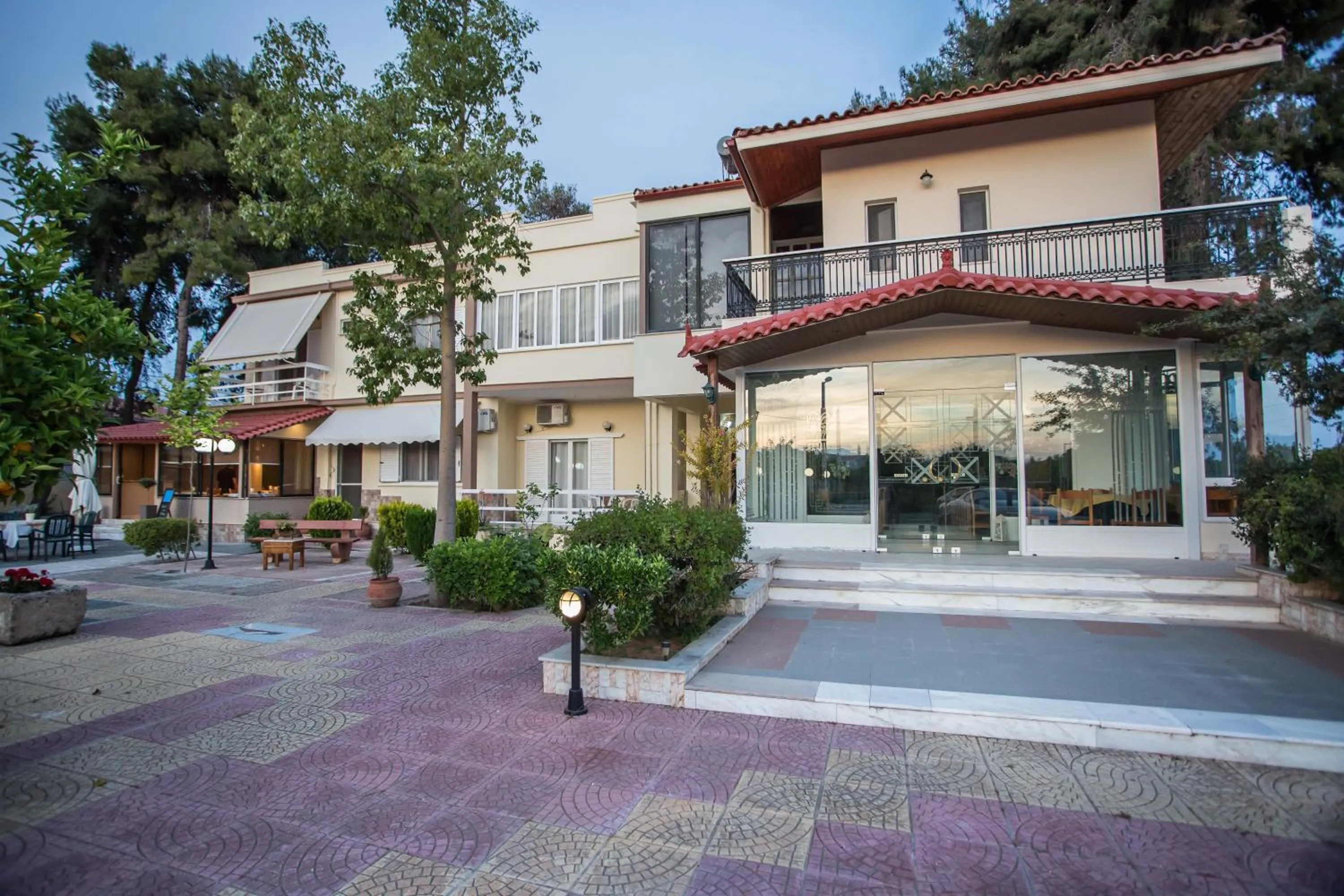 Facade/entrance in Vasilios Marinos Rooms