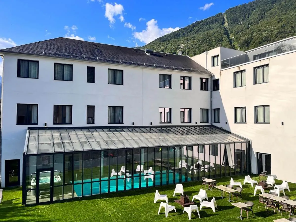 Property building in LE CASTEL D'ALTI