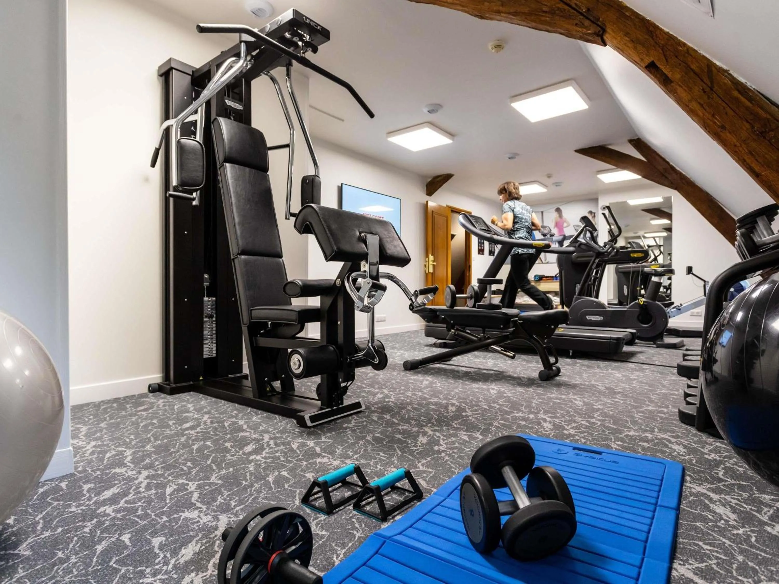 Fitness centre/facilities in Hotel De Bourbon Grand Hotel Mercure Bourges