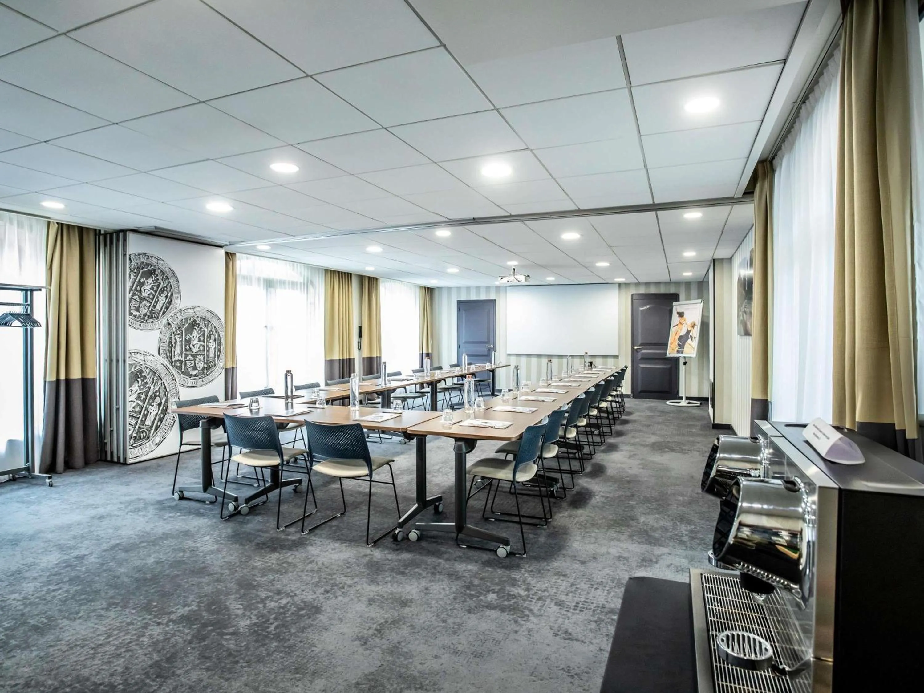 Meeting/conference room in Hotel De Bourbon Grand Hotel Mercure Bourges