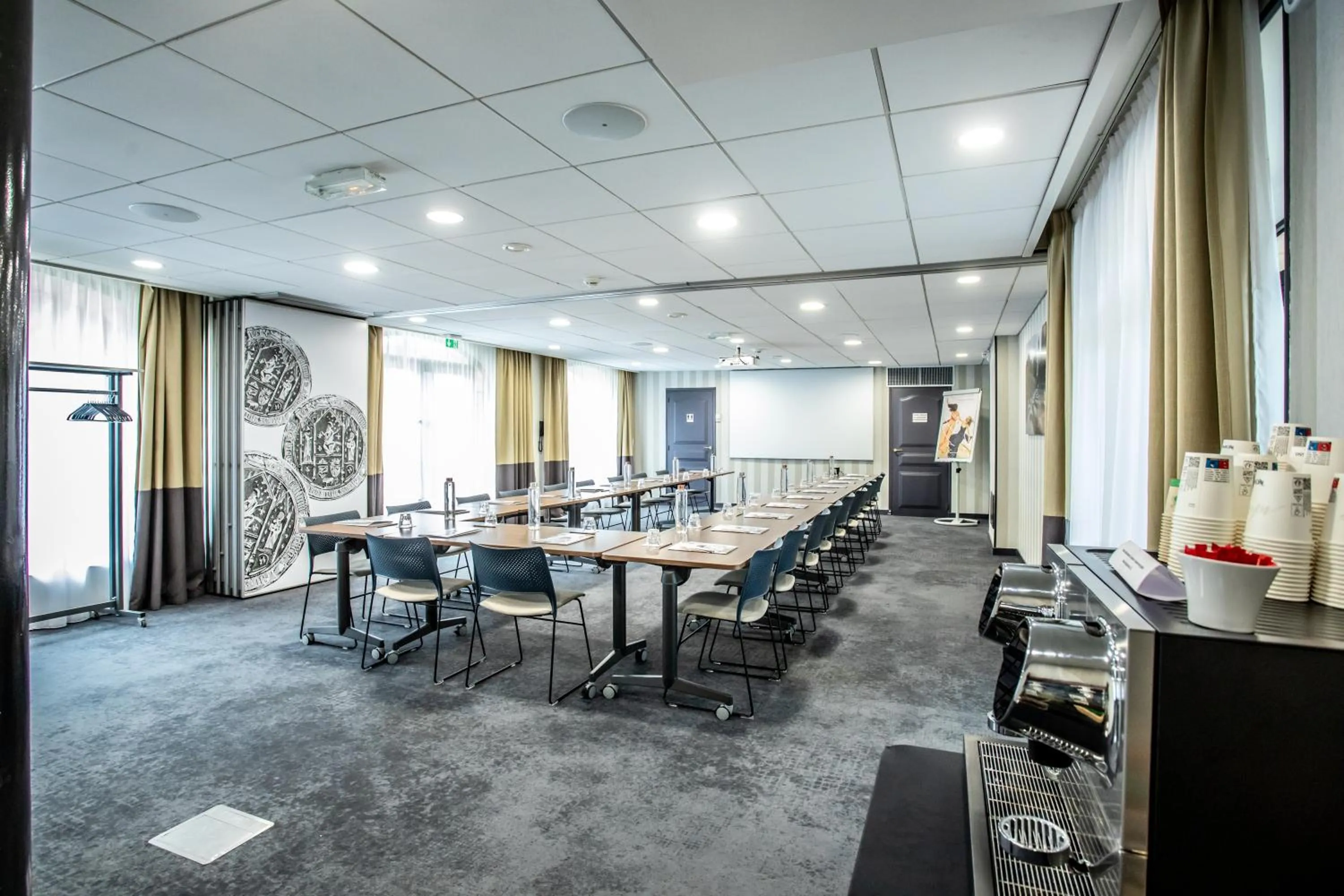 Meeting/conference room in Hotel De Bourbon Grand Hotel Mercure Bourges