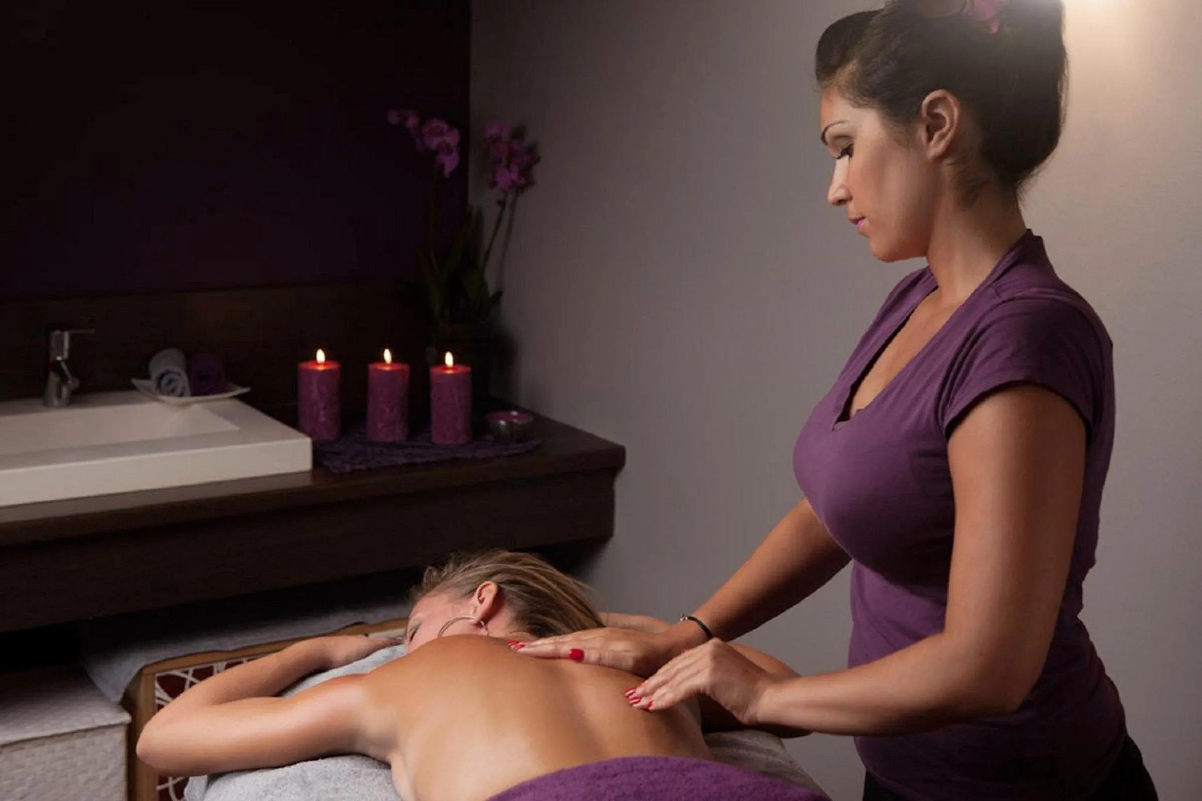 Spa and wellness centre/facilities in Novotel Fontainebleau Ury
