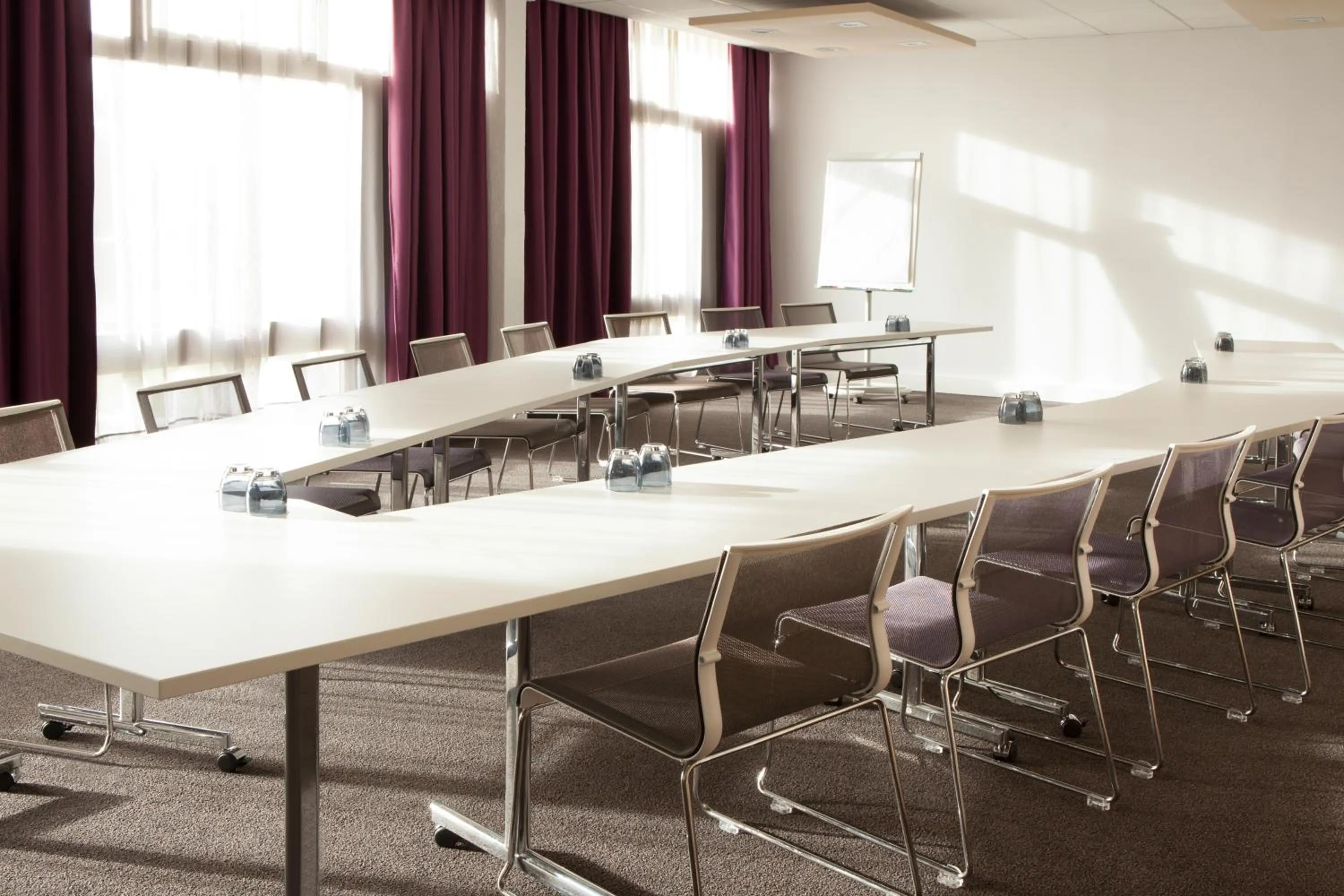 Meeting/conference room in Novotel Fontainebleau Ury
