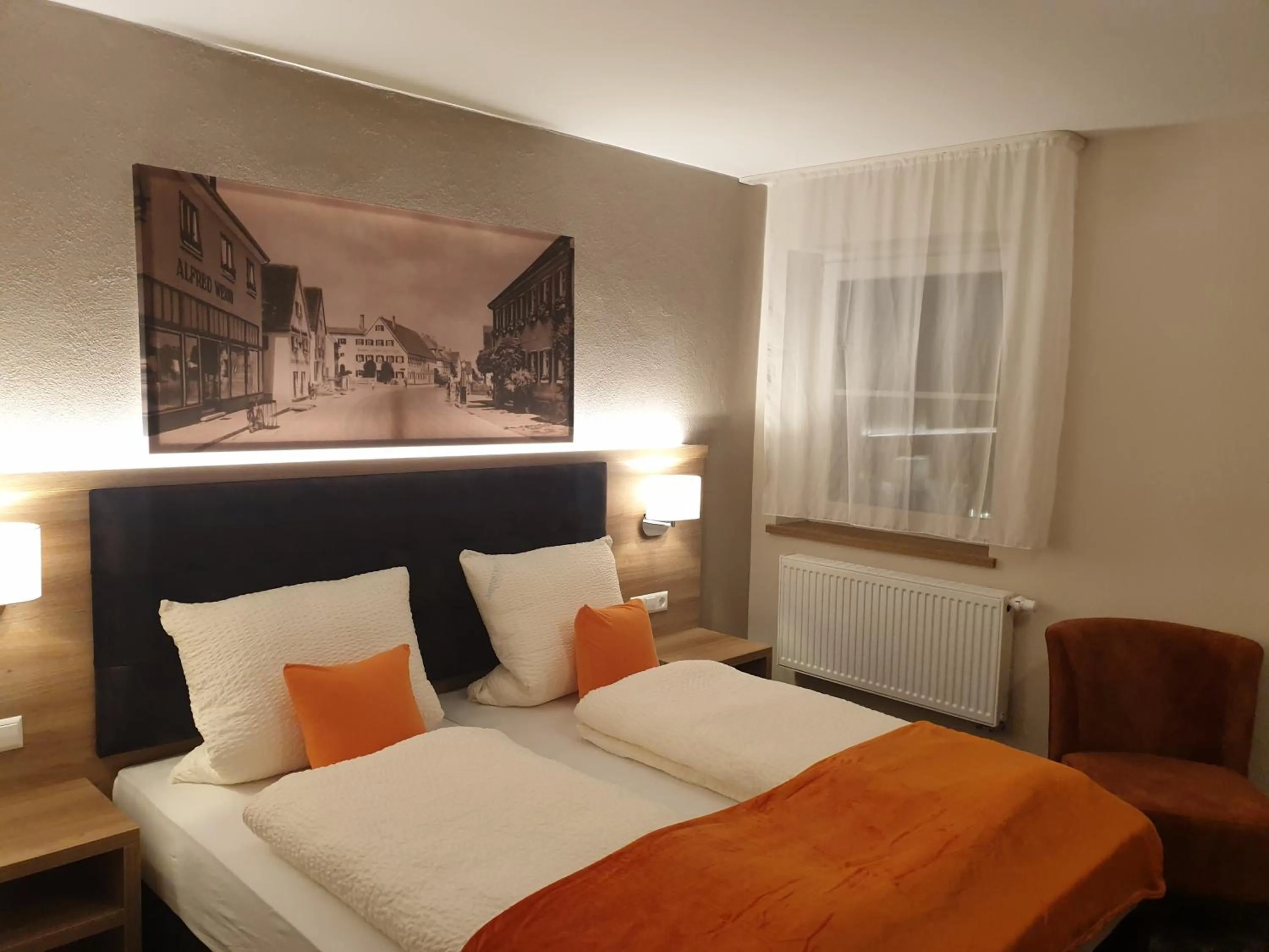 Photo of the whole room, Bed in Gästehaus Bräuhaus Lepple
