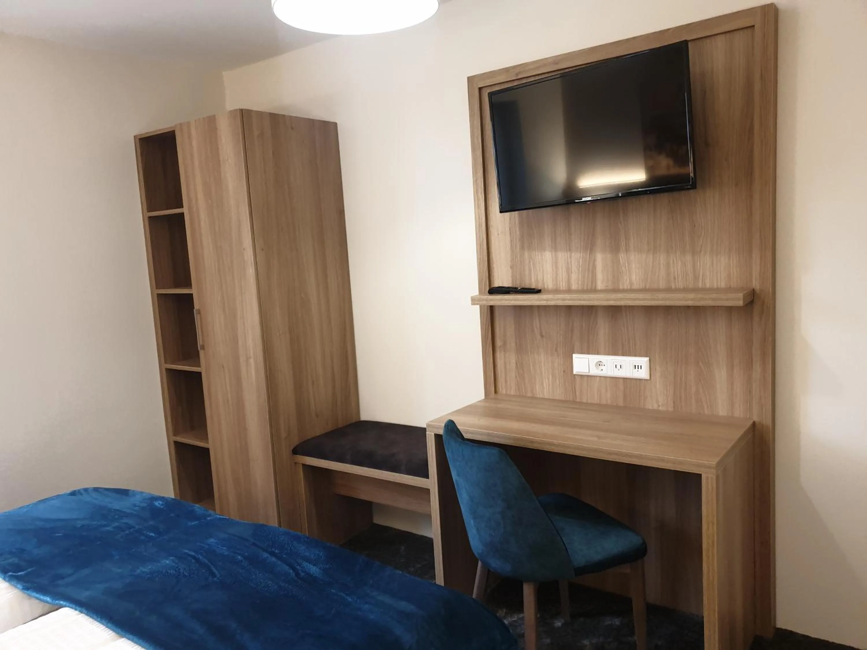 TV and multimedia, Bed in Gästehaus Bräuhaus Lepple