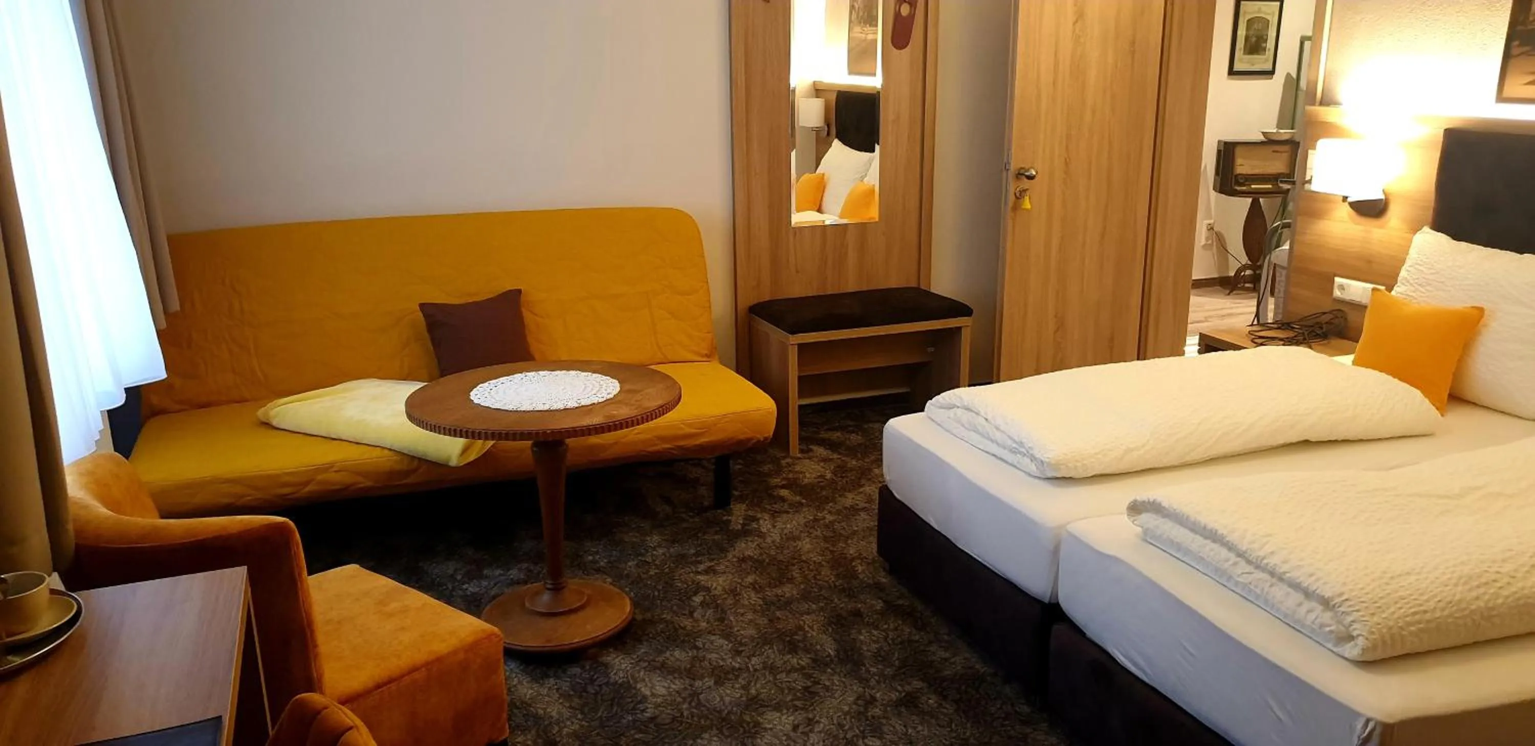 Photo of the whole room, Bed in Gästehaus Bräuhaus Lepple