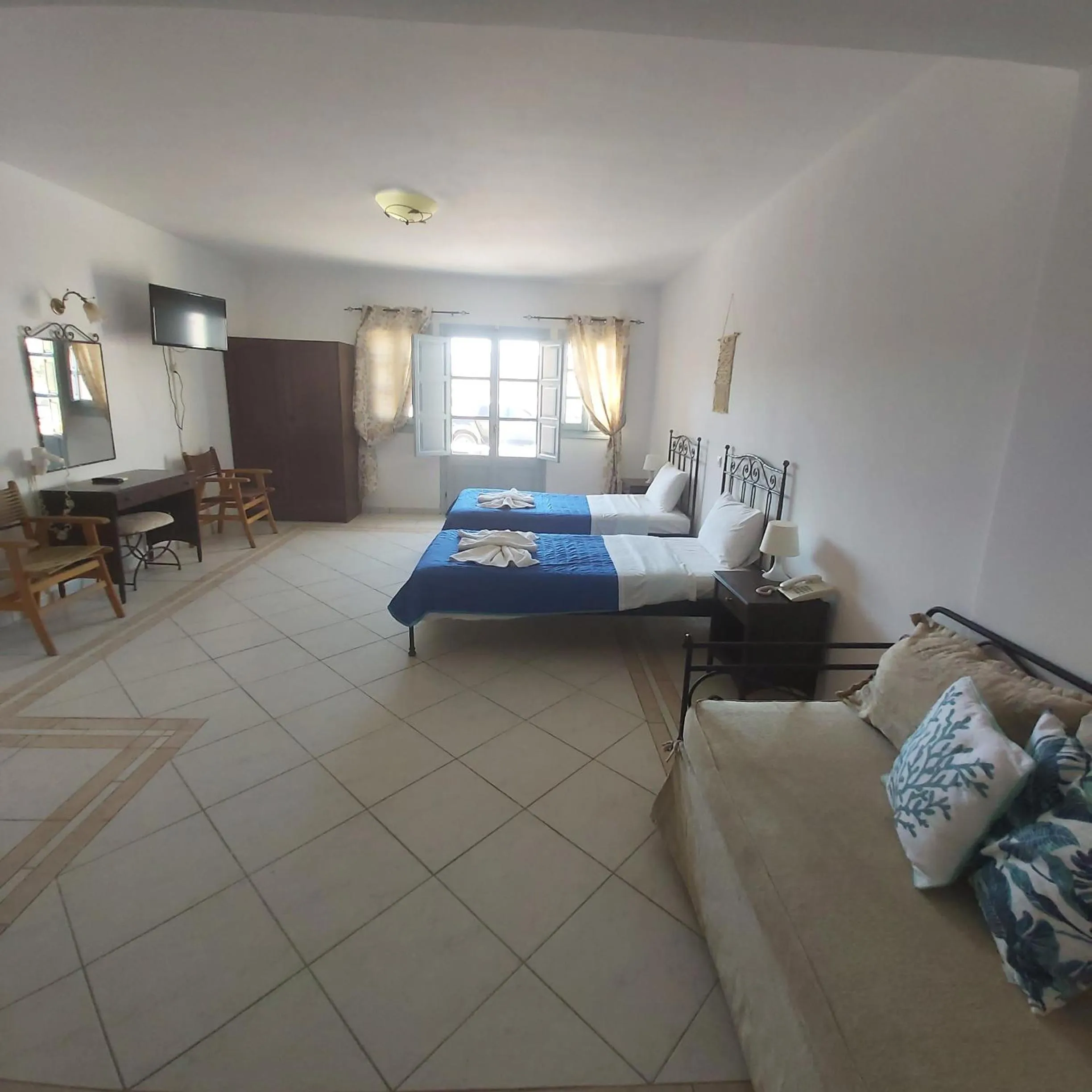 Photo of the whole room, Bed in Joy Beach Ηotel