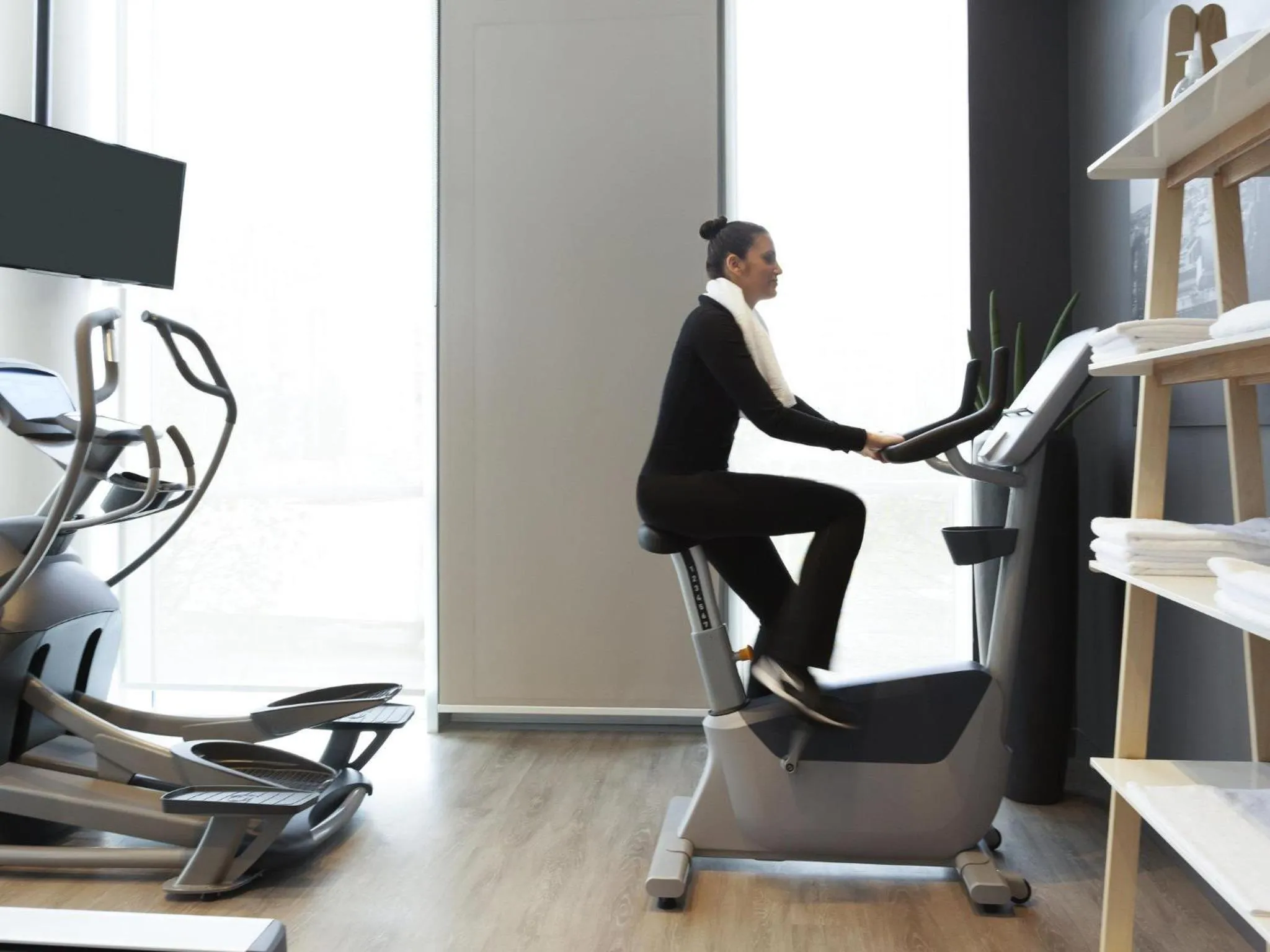 Fitness centre/facilities in Novotel Paris 17