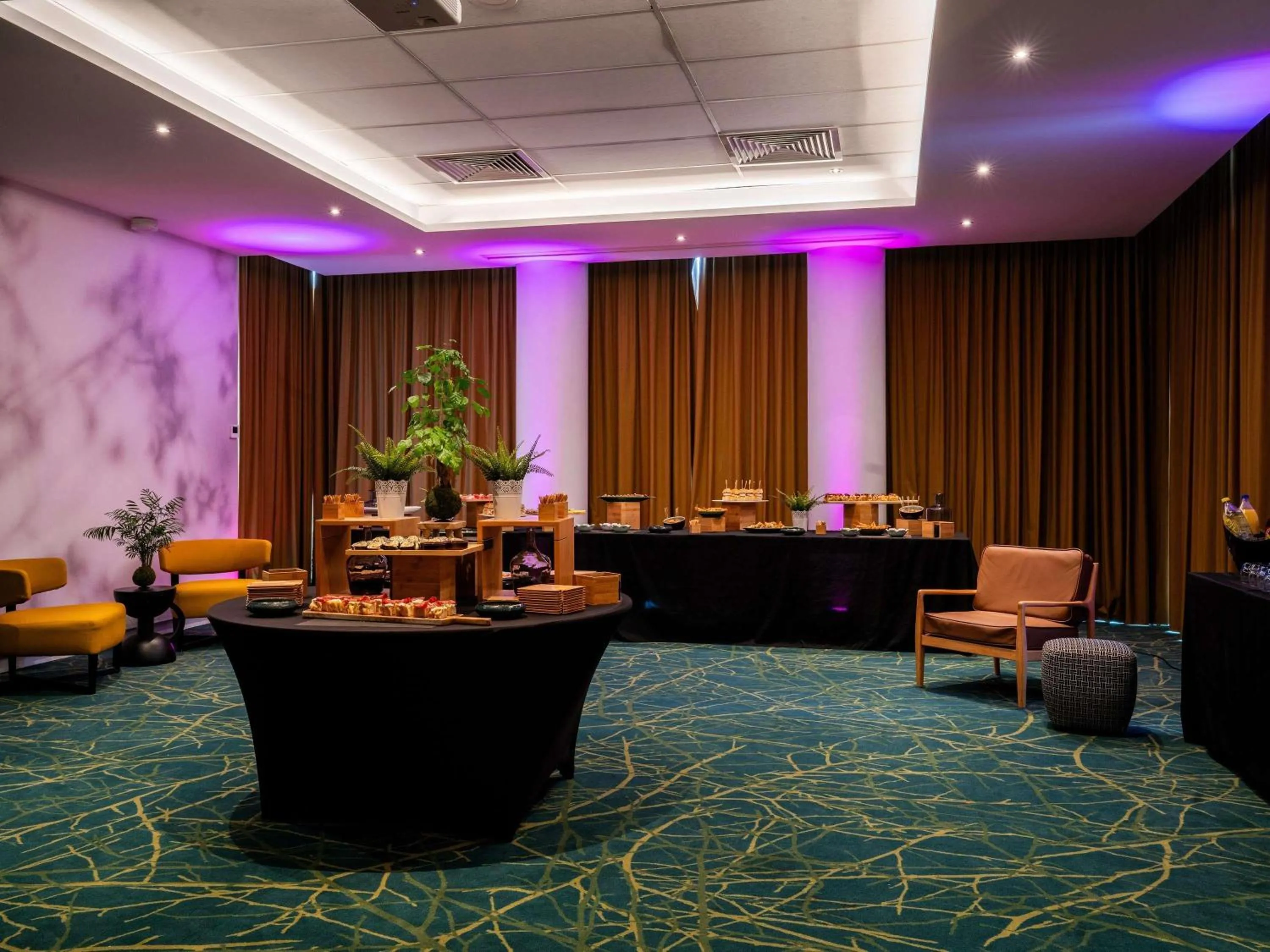 Meeting/conference room in Novotel Paris 17