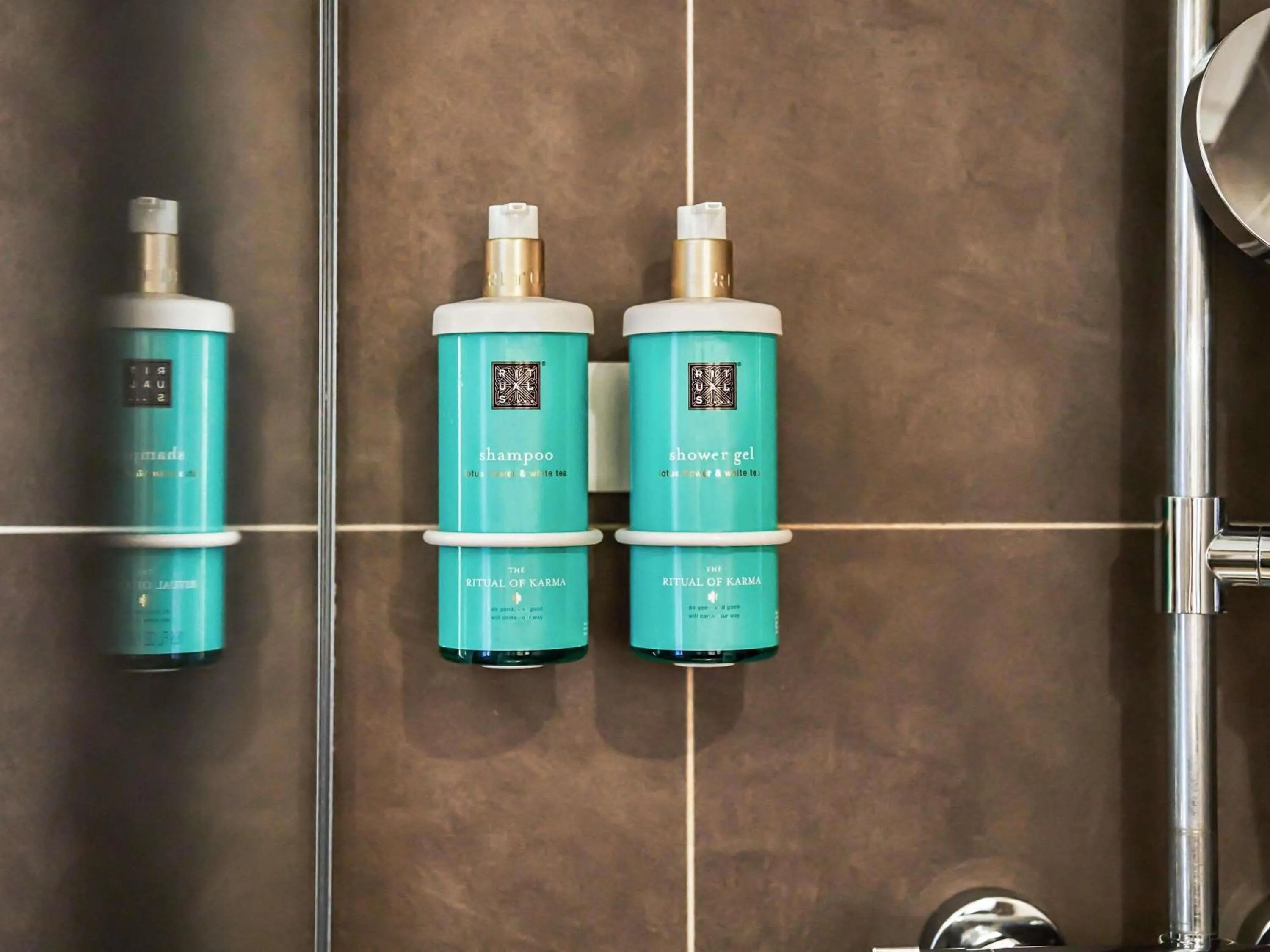 Bedroom in Novotel Paris 17