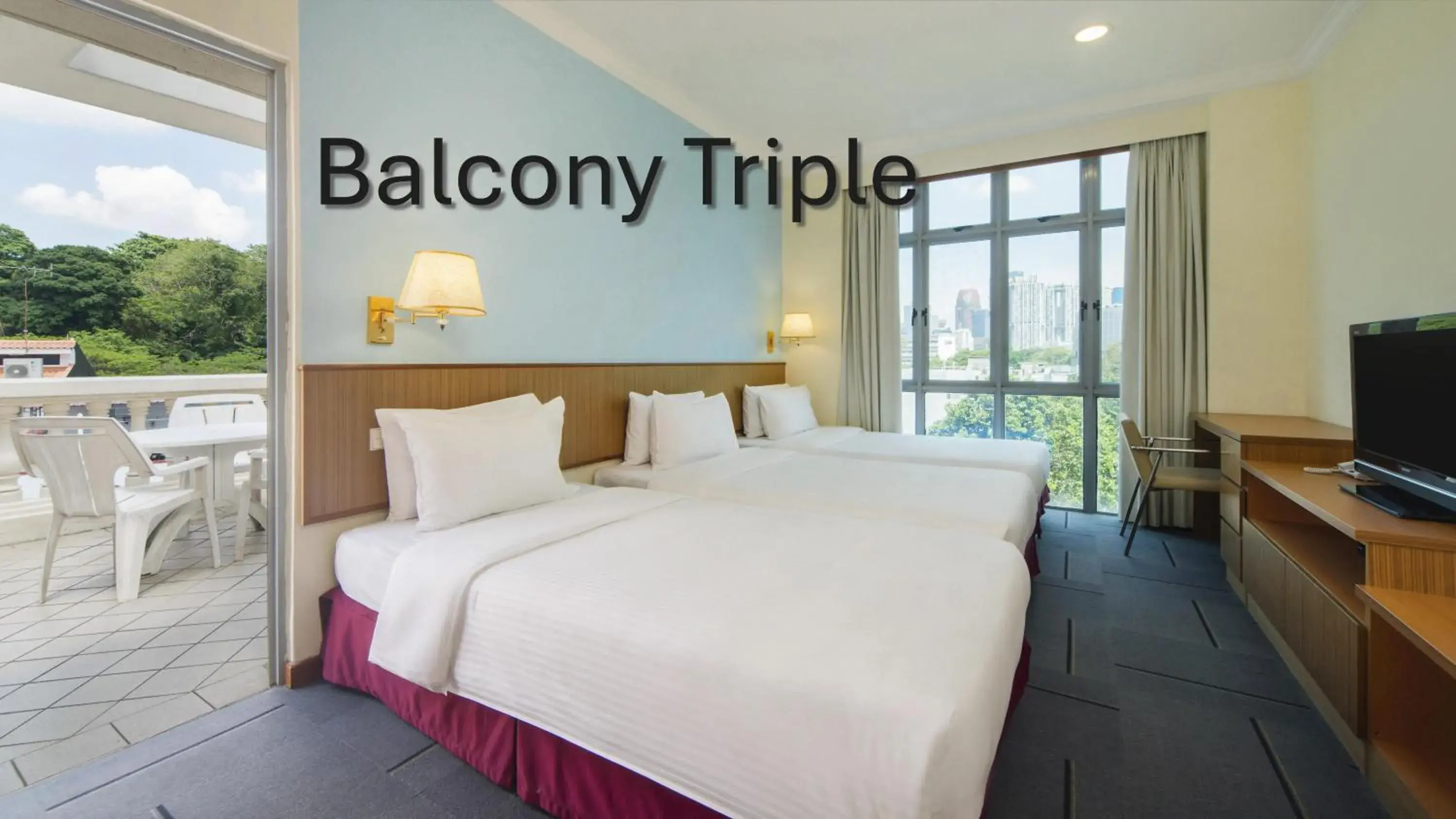 Triple Room with Balcony in New Cape Inn Triple Room with Balcony in New Cape Inn