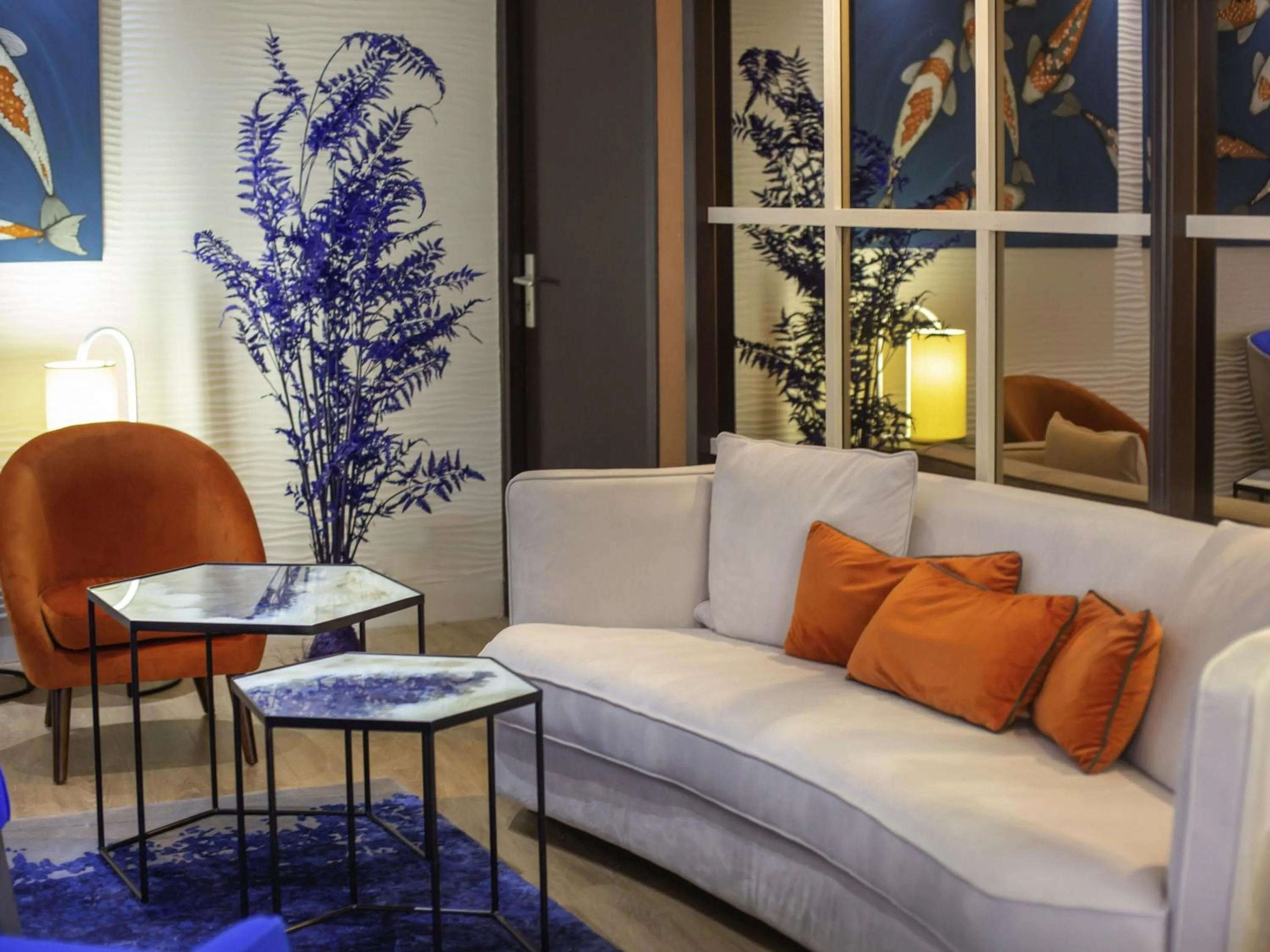 Lounge or bar in Mercure Vannes Le Port