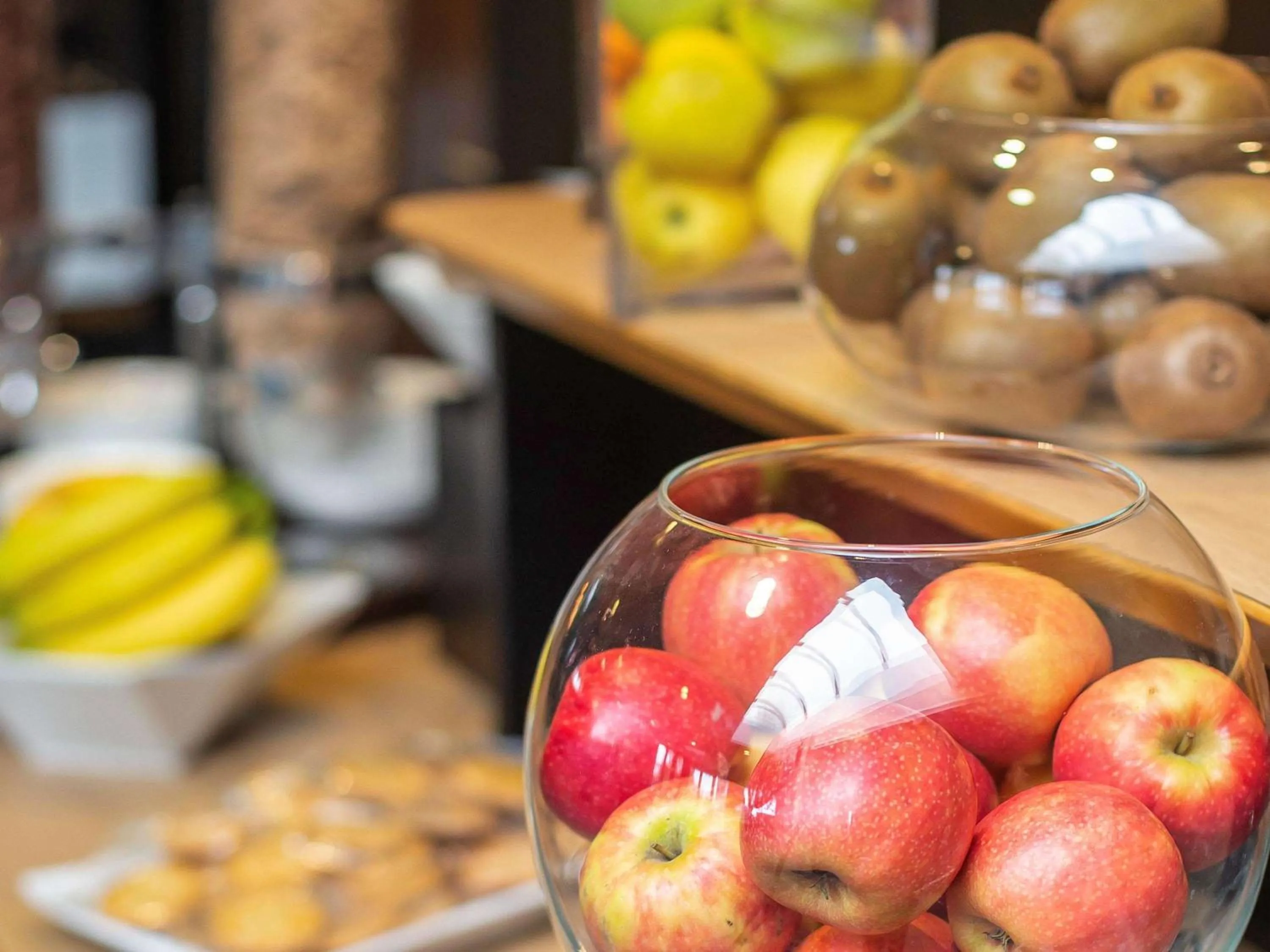 Restaurant/places to eat in Mercure Vannes Le Port