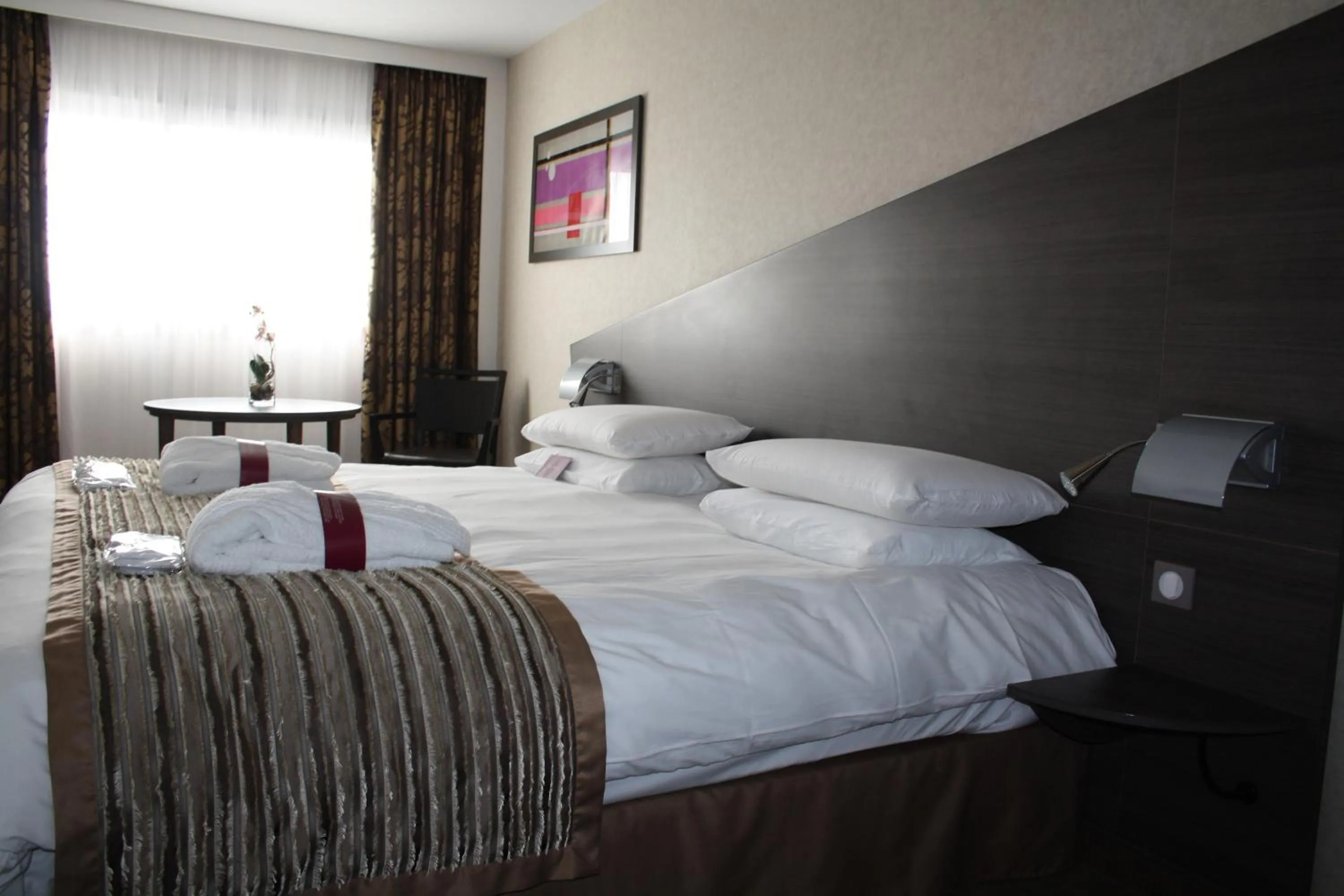 Bed in Mercure Vannes Le Port