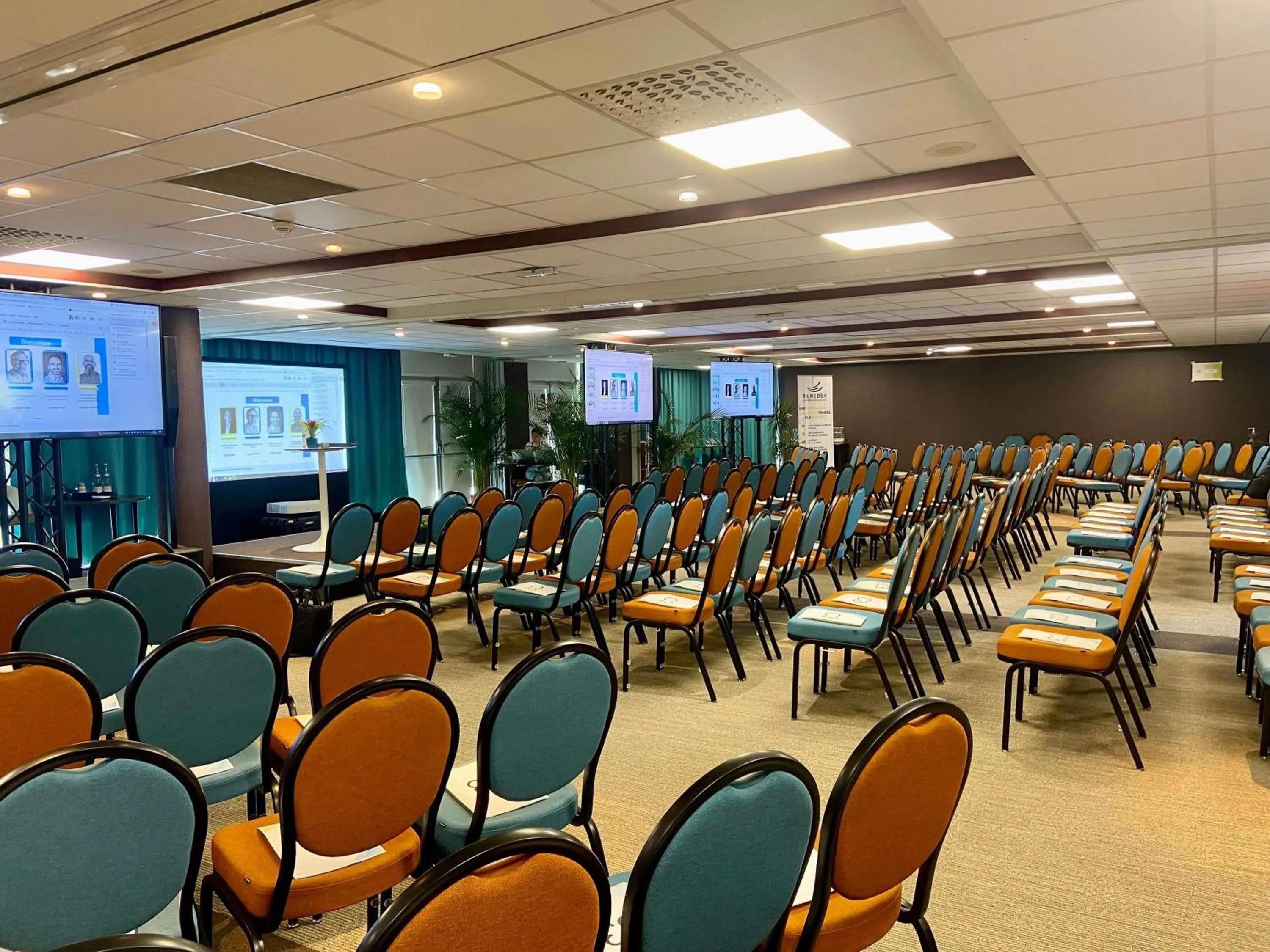 Meeting/conference room in Mercure Vannes Le Port