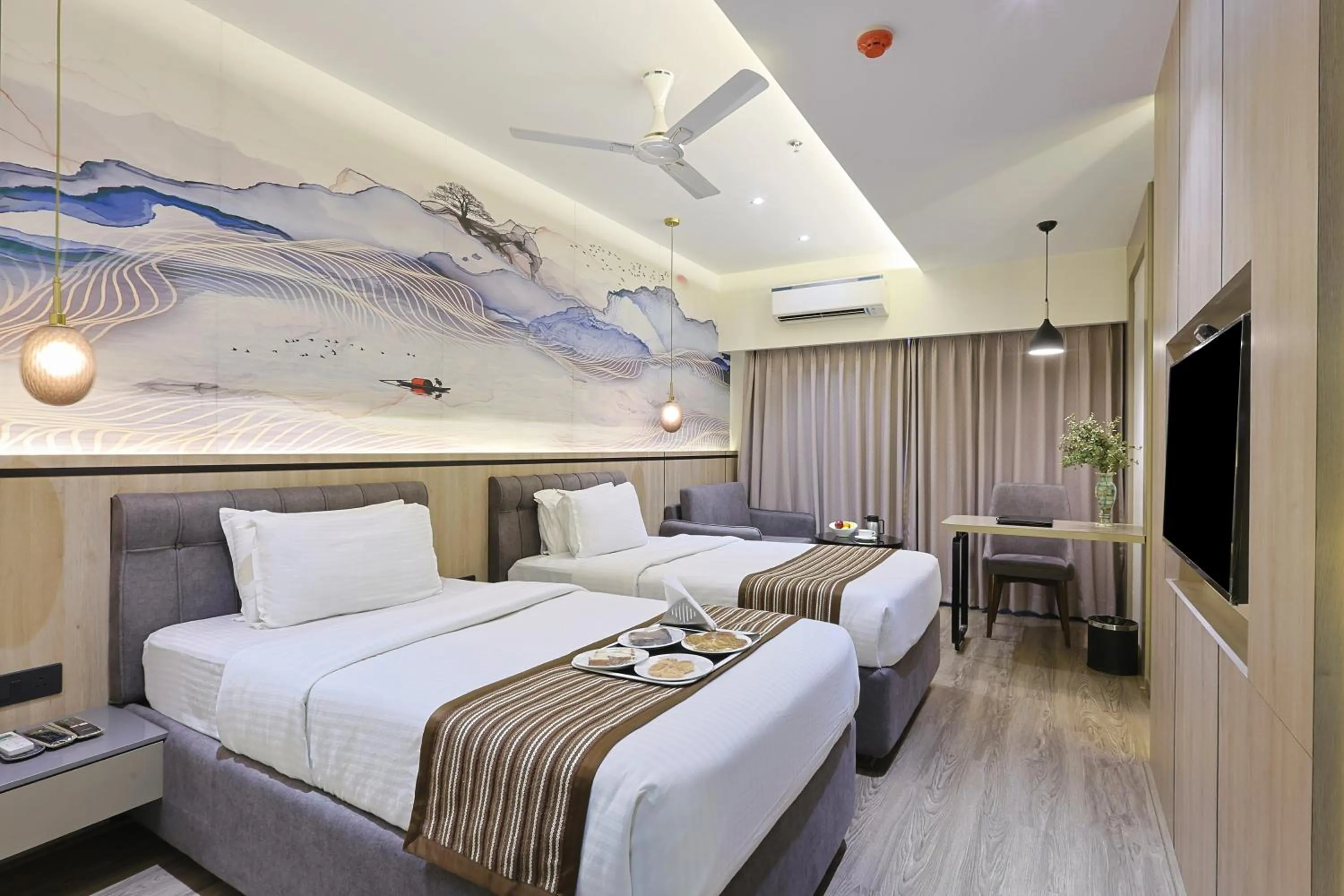 Photo of the whole room, Bed in Hotel President