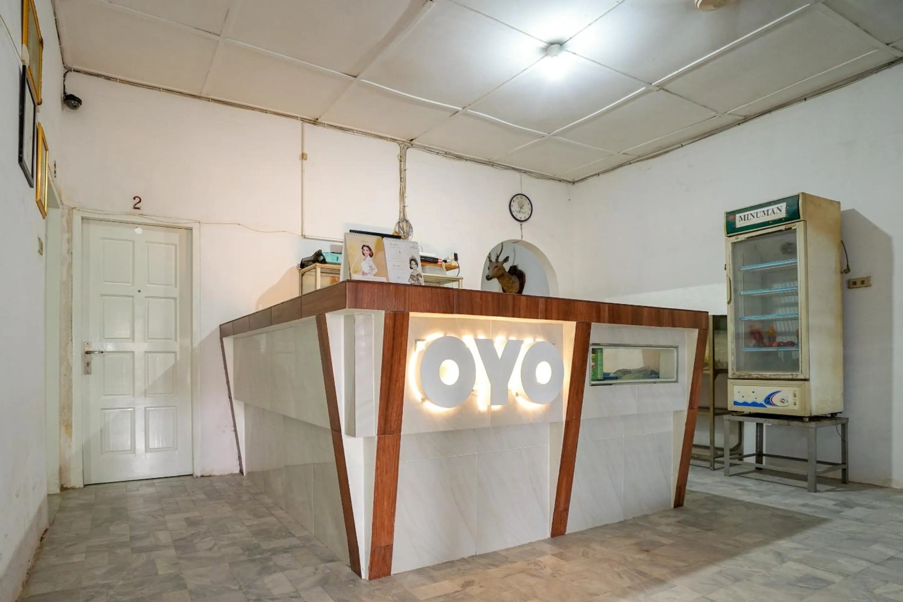 Lobby or reception in SUPER OYO 1868 Penginapan Sekip