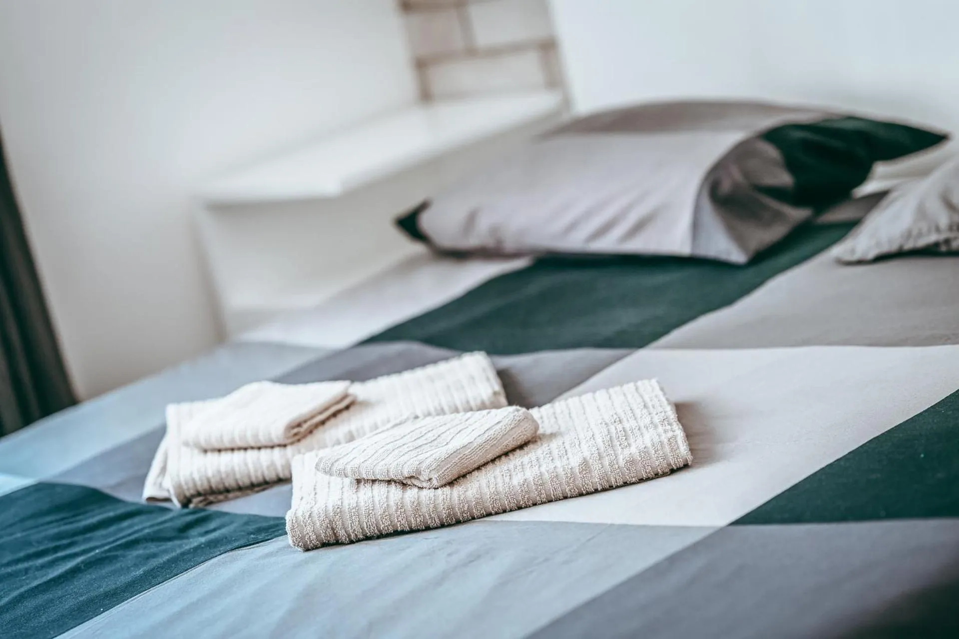 Bed in Wake Up Esch City