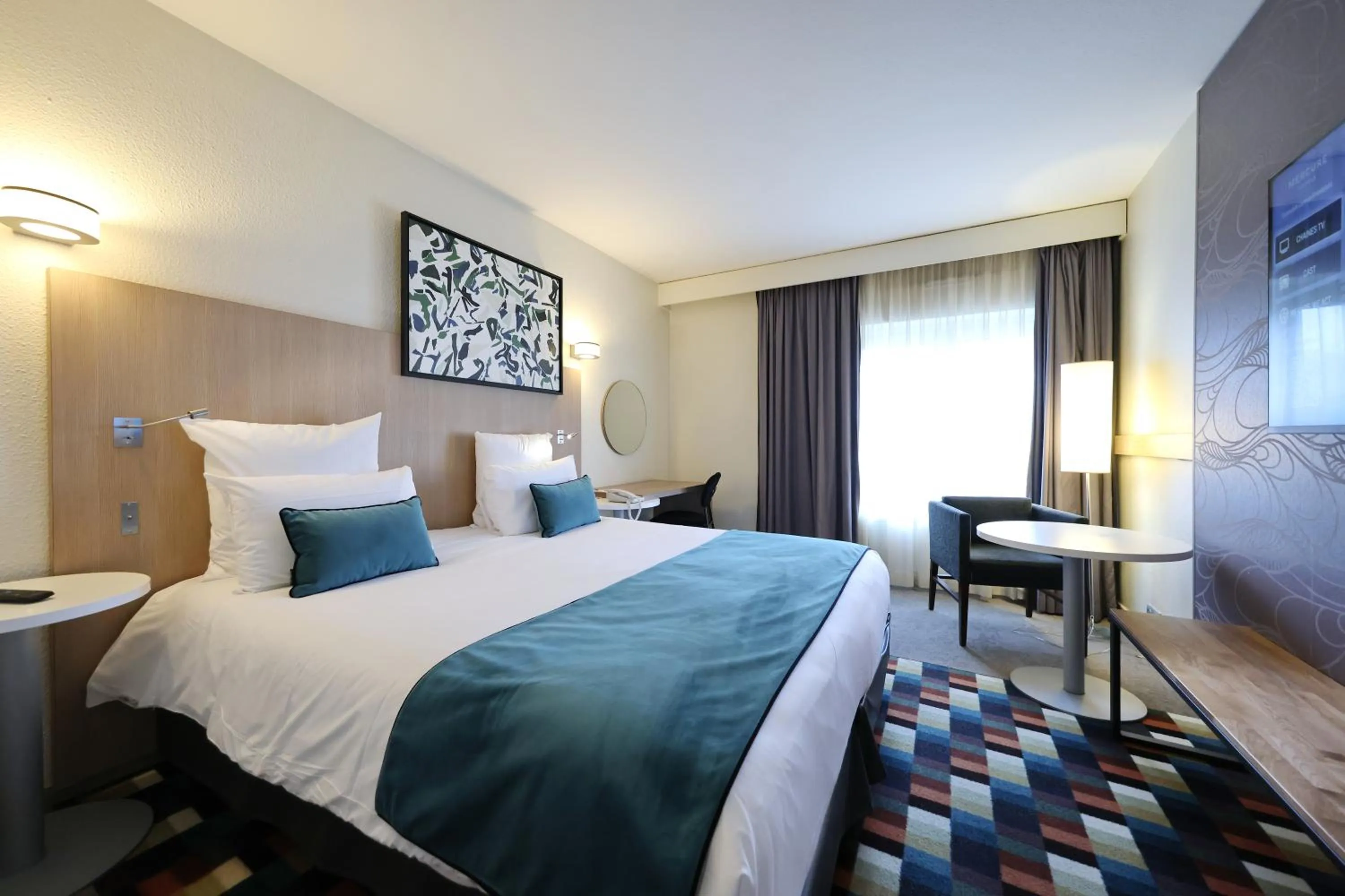 Bed in Mercure Grenoble Centre Porte des Alpes