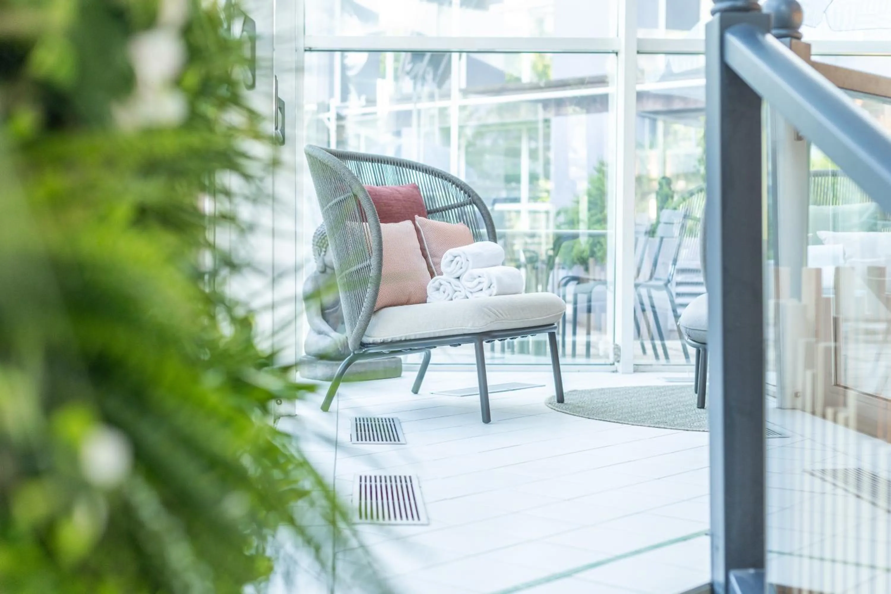 Pool view in Mercure Grenoble Centre Porte des Alpes