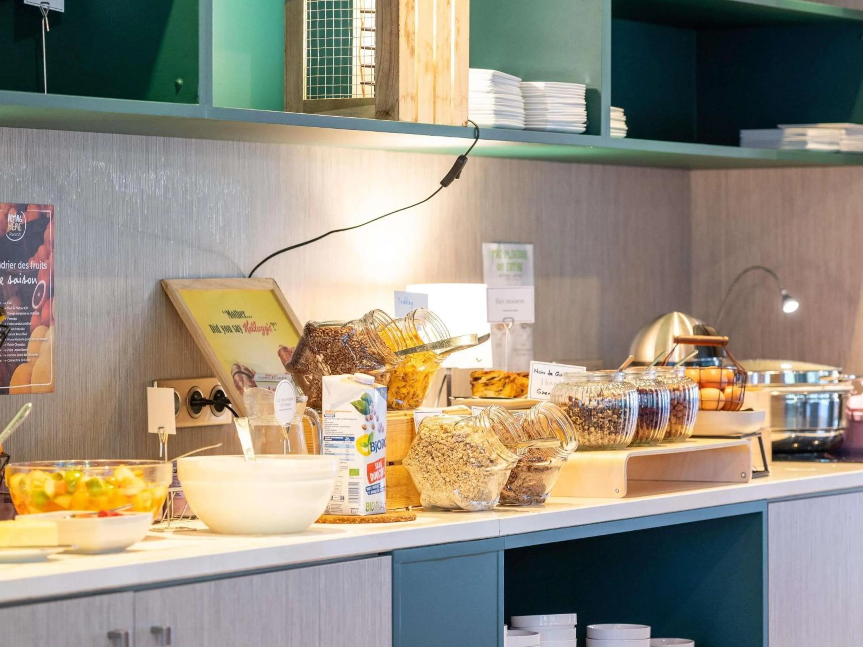 Breakfast in Mercure Grenoble Centre Porte des Alpes