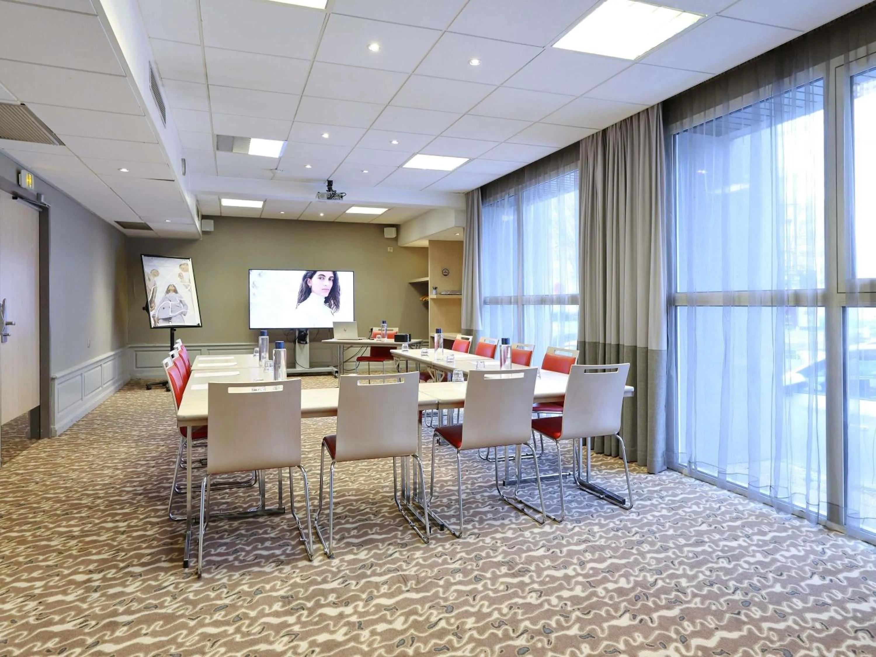 Meeting/conference room in Mercure Grenoble Centre Porte des Alpes