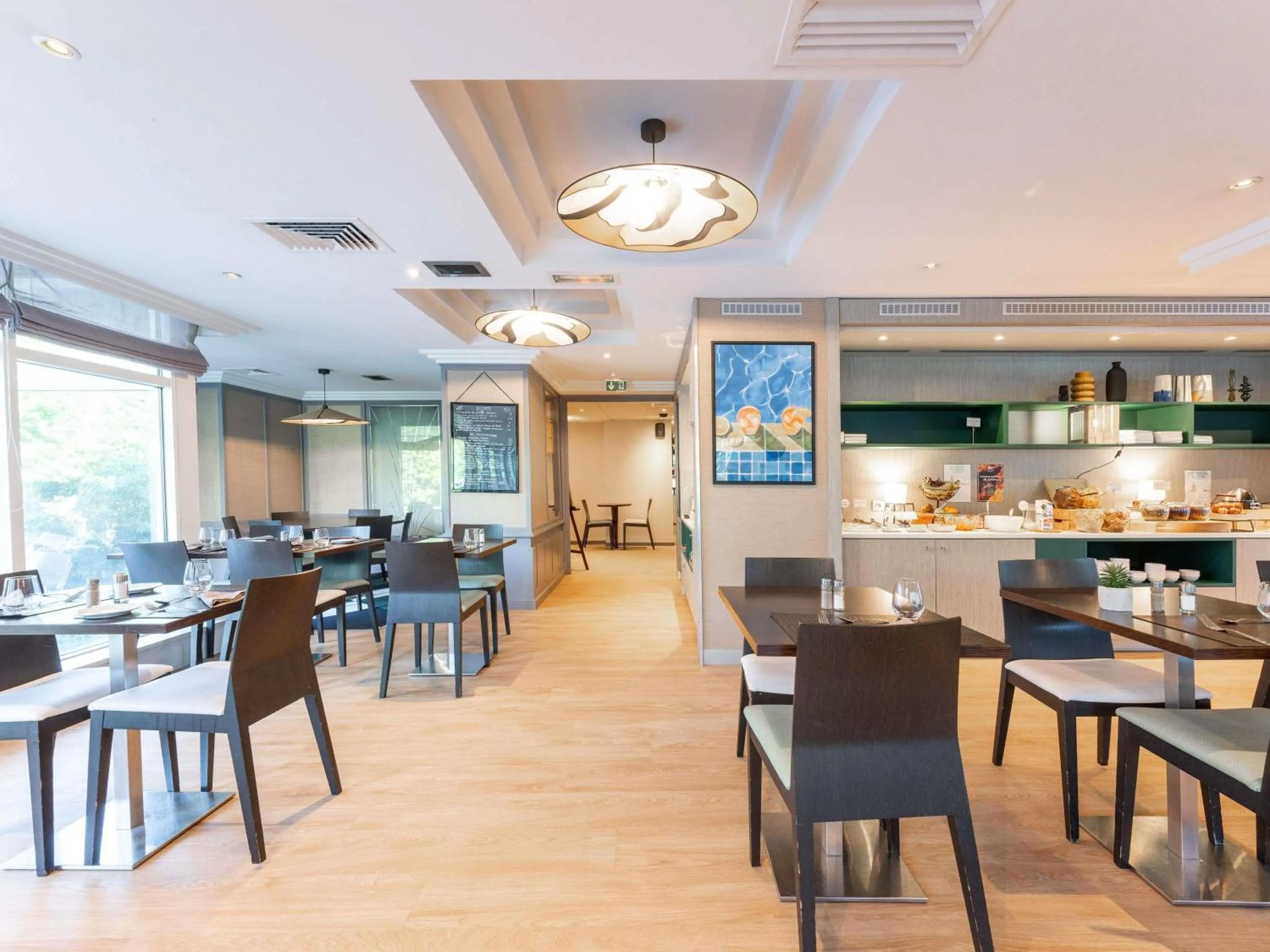 Restaurant/places to eat in Mercure Grenoble Centre Porte des Alpes