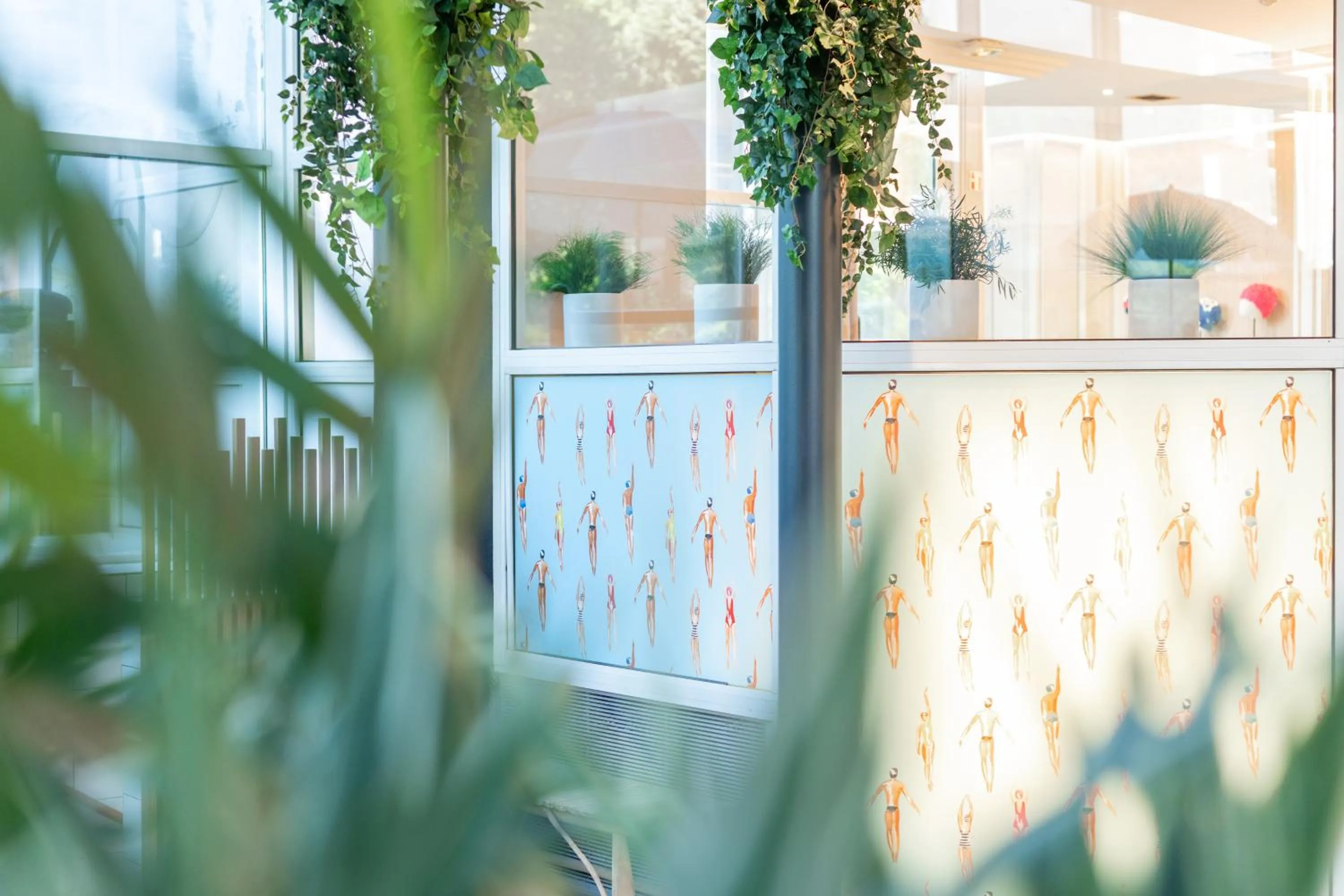 Pool view in Mercure Grenoble Centre Porte des Alpes