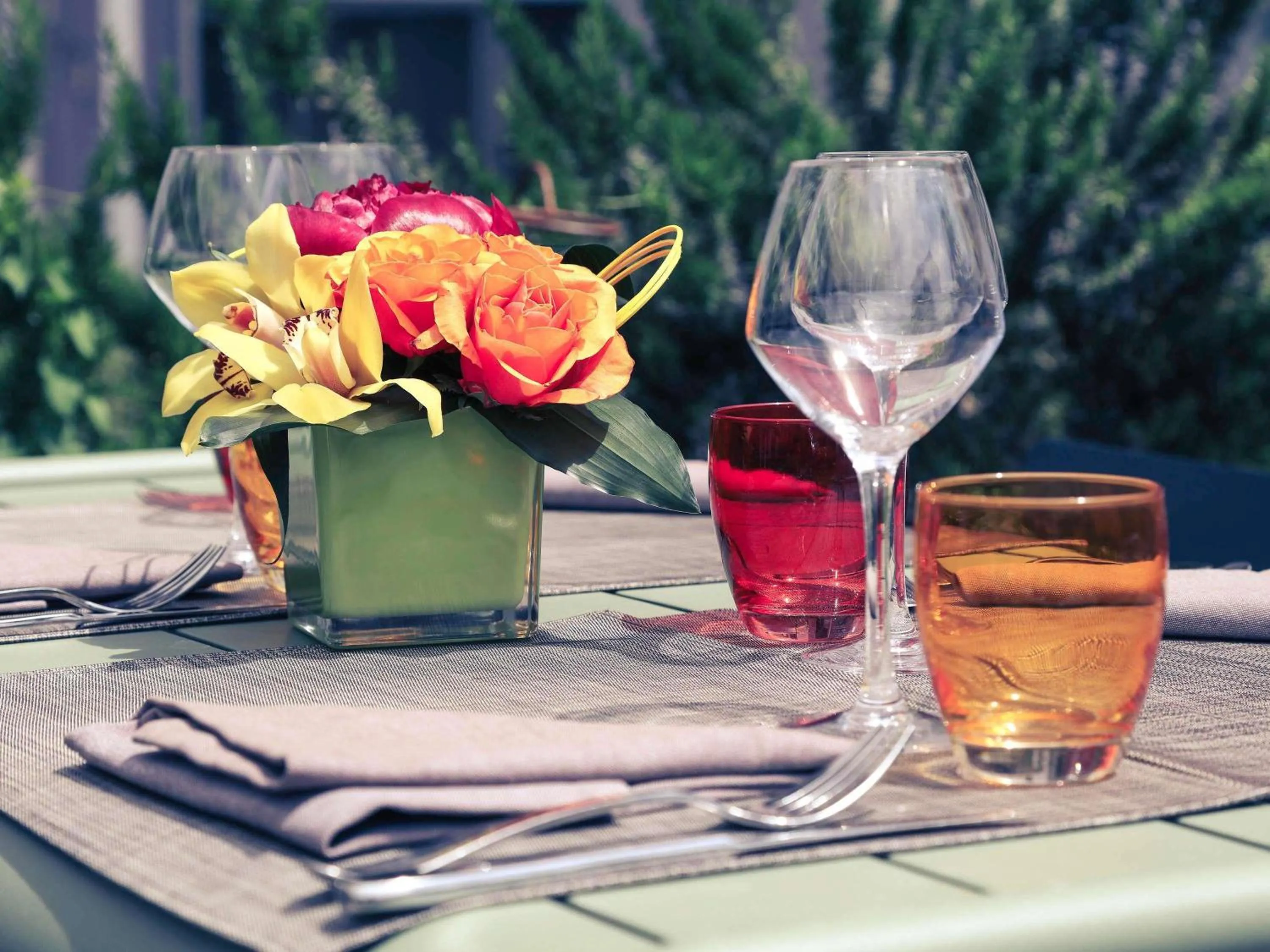 Restaurant/places to eat in Mercure Grenoble Centre Porte des Alpes