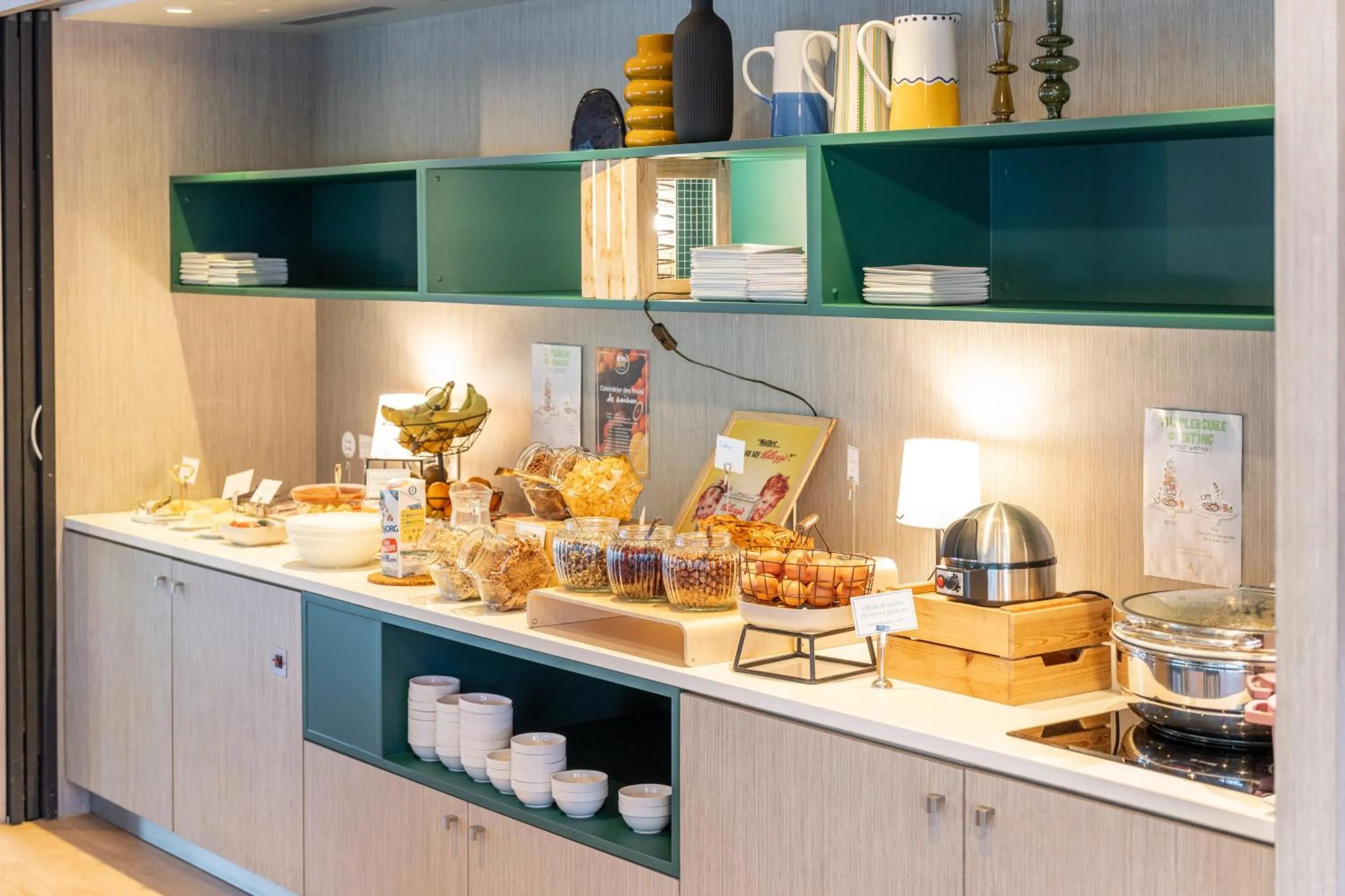 Food and drinks in Mercure Grenoble Centre Porte des Alpes