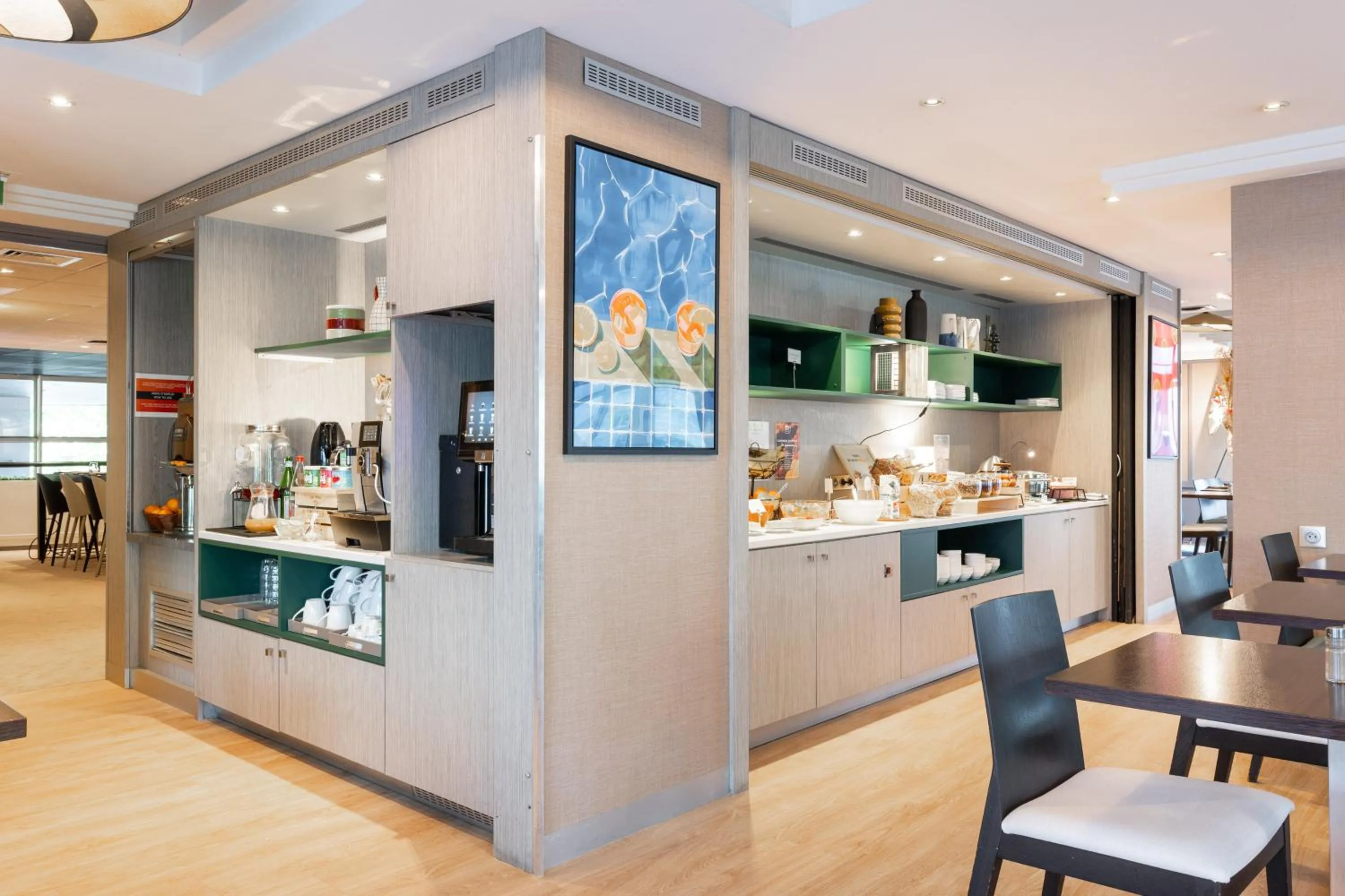 Breakfast in Mercure Grenoble Centre Porte des Alpes