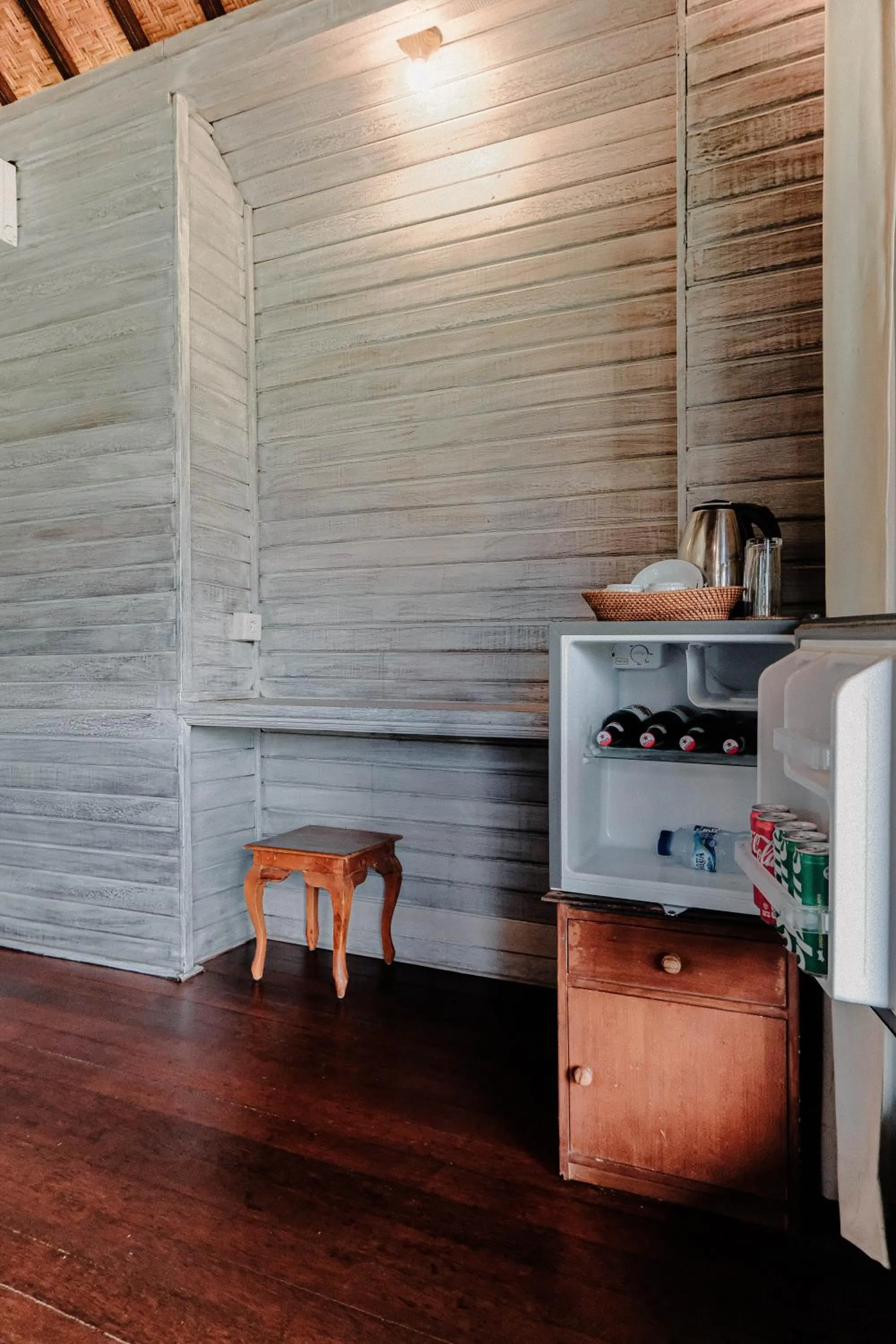 minibar in Abian Huts Dream Beach Lembongan